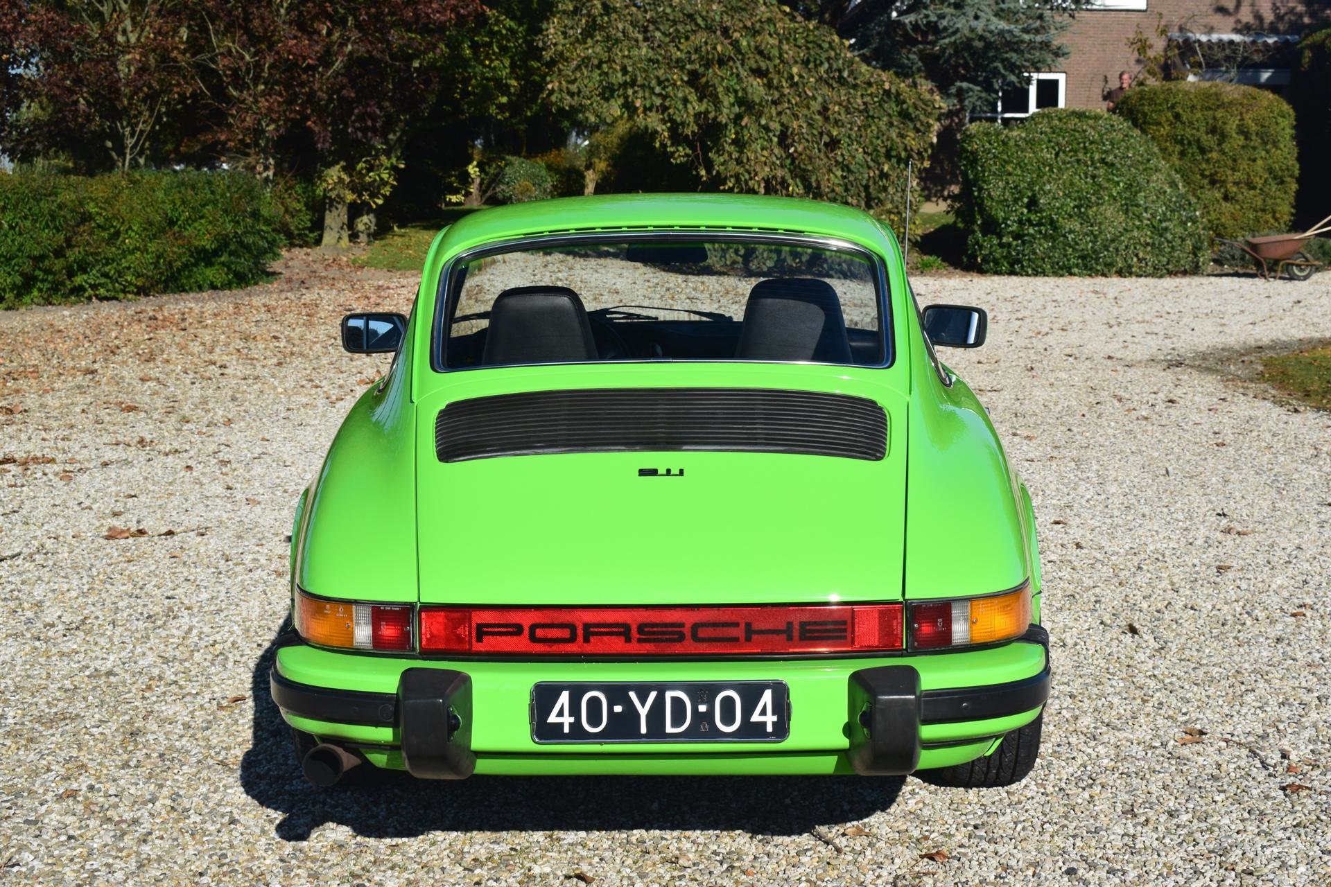 Real Art on Wheels | Porsche 911 gelbgrun