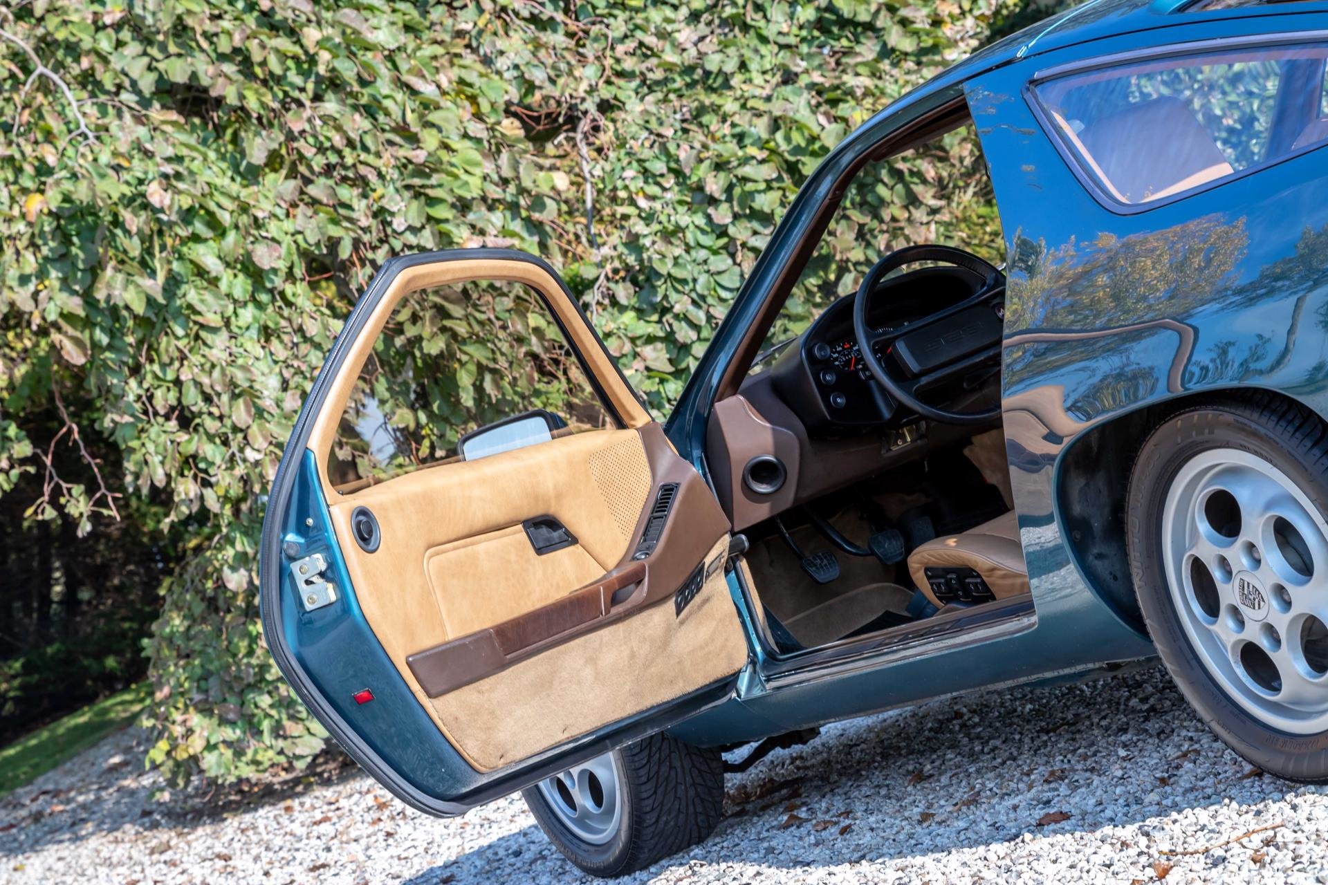 Real Art on Wheels | 1980 Porsche 928