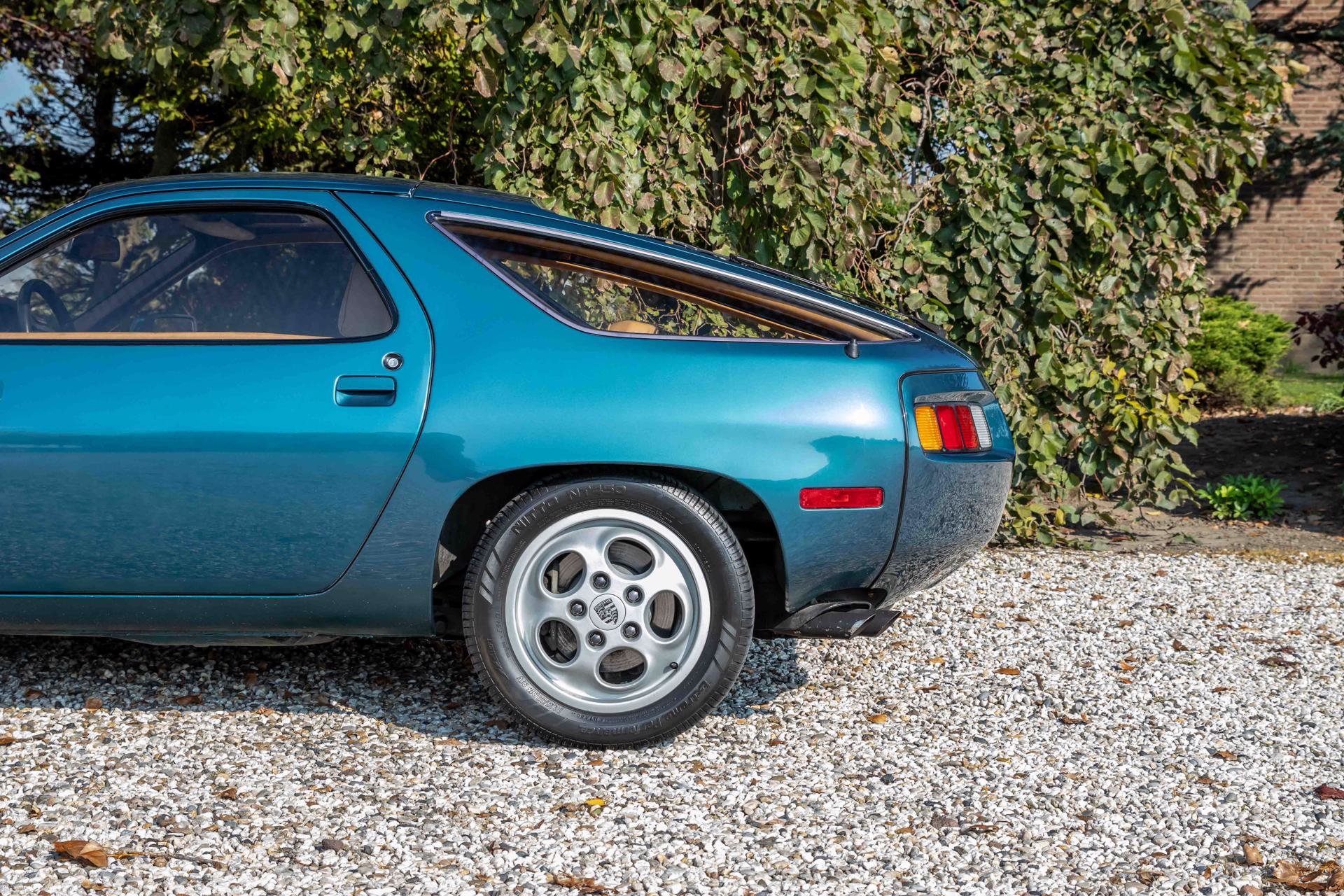 Real Art on Wheels | 1980 Porsche 928