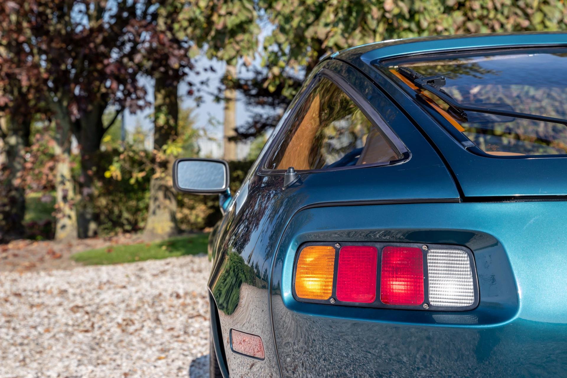 Real Art on Wheels | 1980 Porsche 928