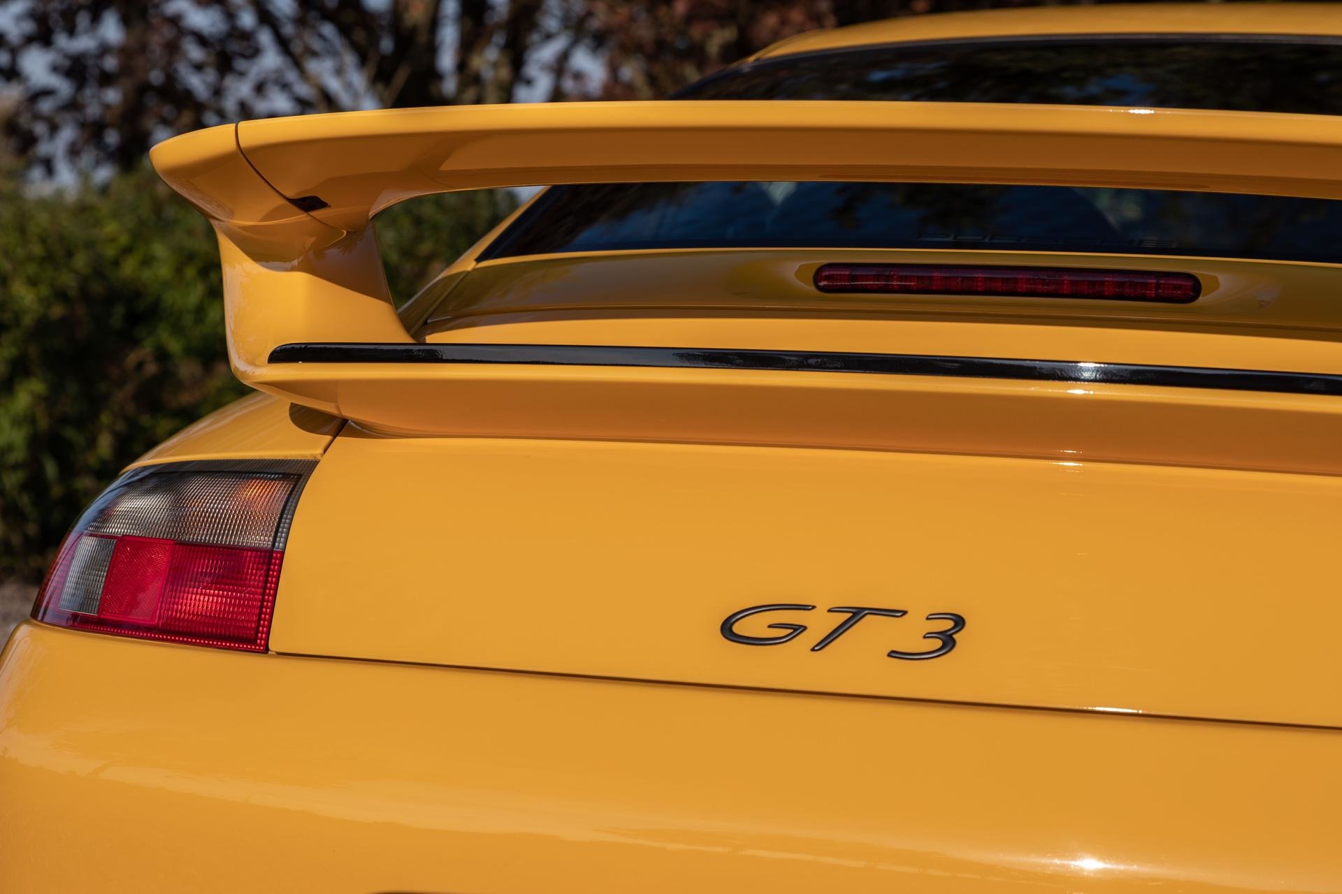 Real Art on Wheels | 2001 Porsche 996 GT3 Mark I