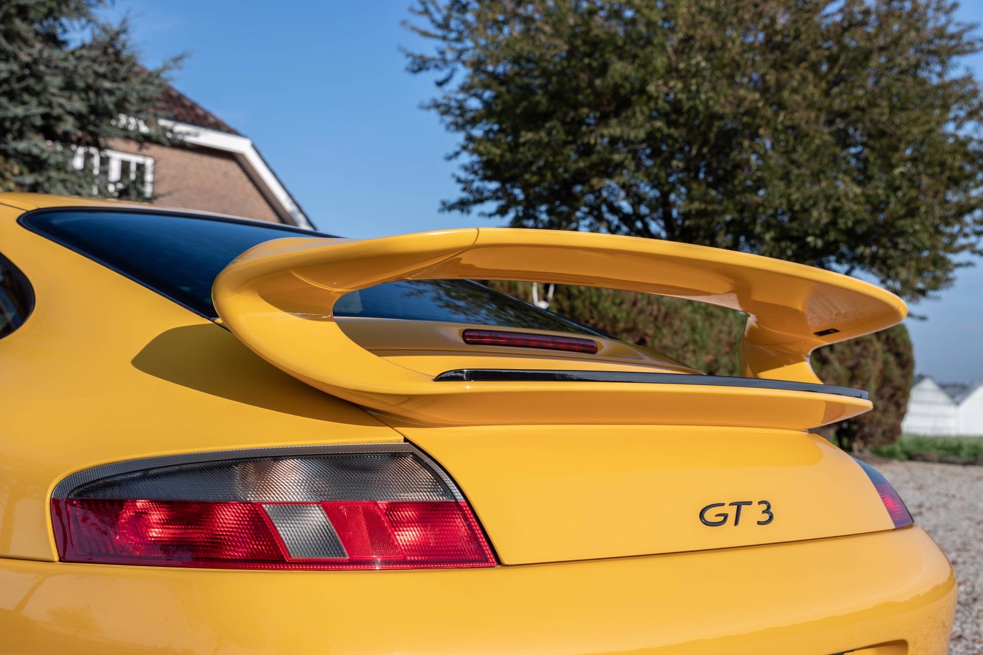 Real Art on Wheels | 2001 Porsche 996 GT3 Mark I