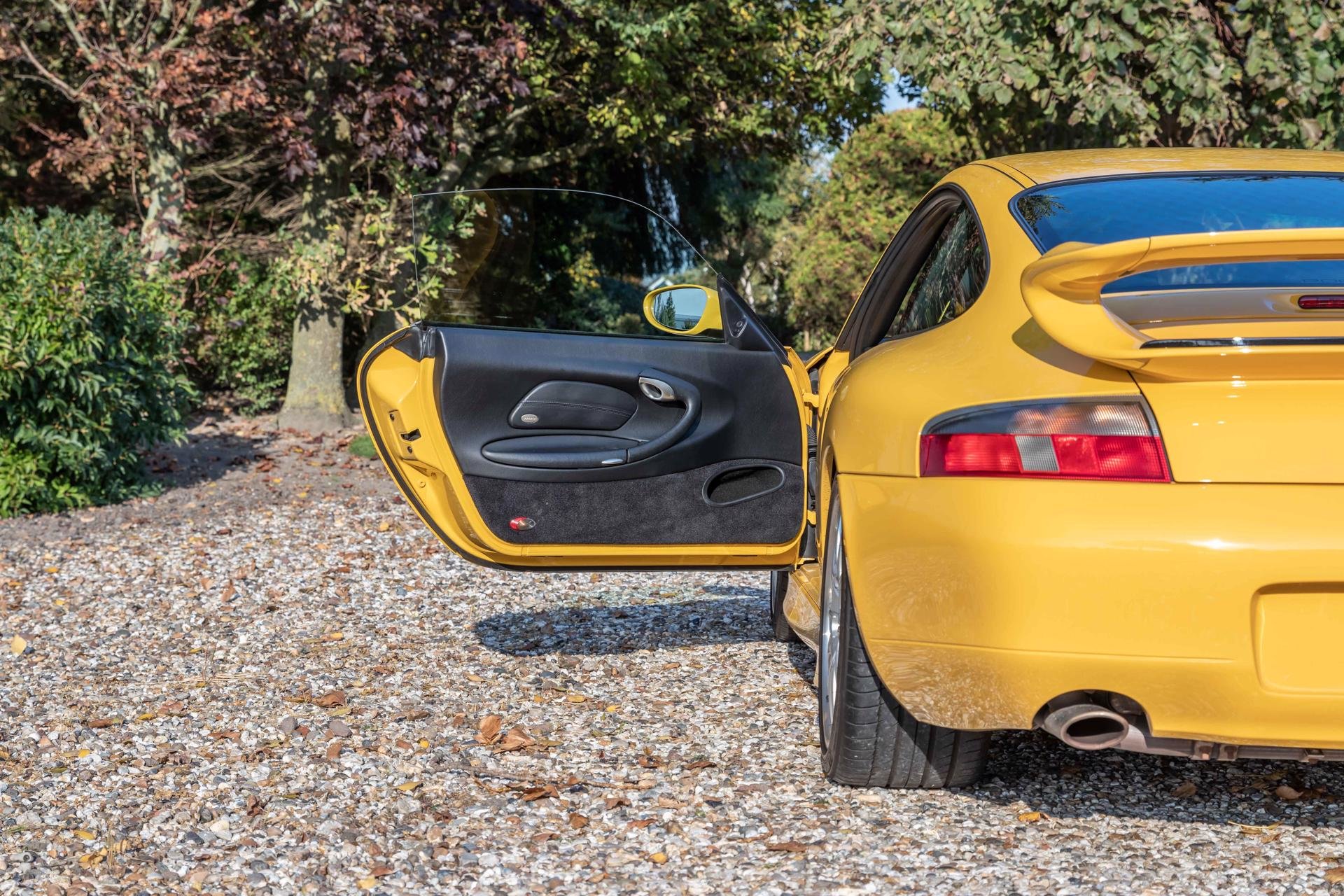 Real Art on Wheels | 2001 Porsche 996 GT3 Mark I