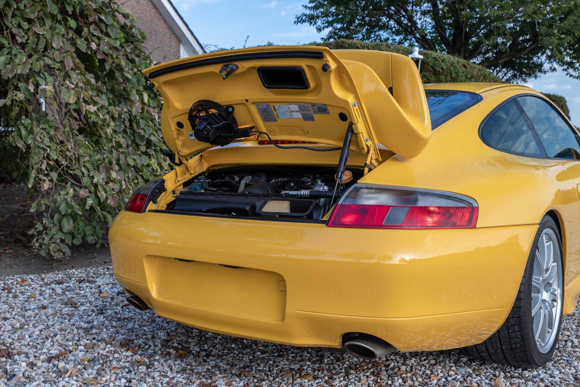 Real Art on Wheels | 2001 Porsche 996 GT3 Mark I