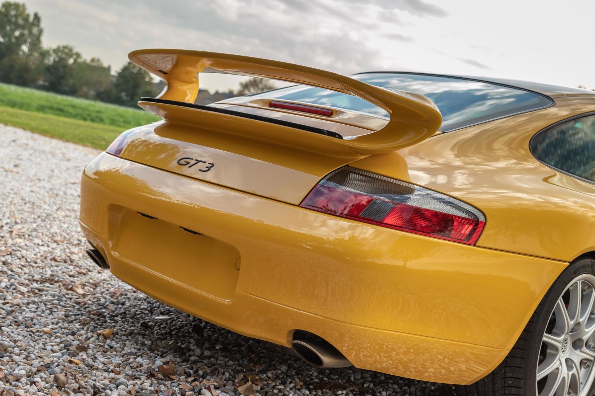Real Art on Wheels | 2001 Porsche 996 GT3 Mark I
