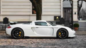 Porsche Carrera GT white