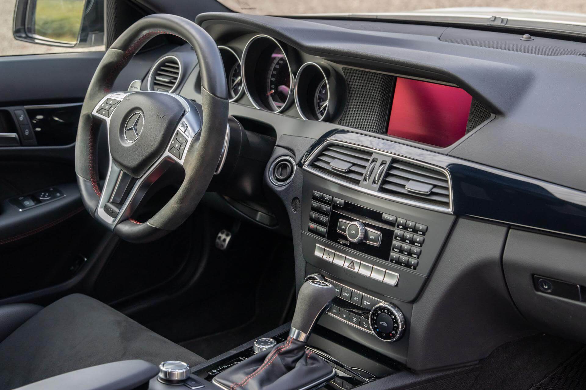 Real Art on Wheels | 2013 Mercedes-Benz C 63 AMG BLack Series