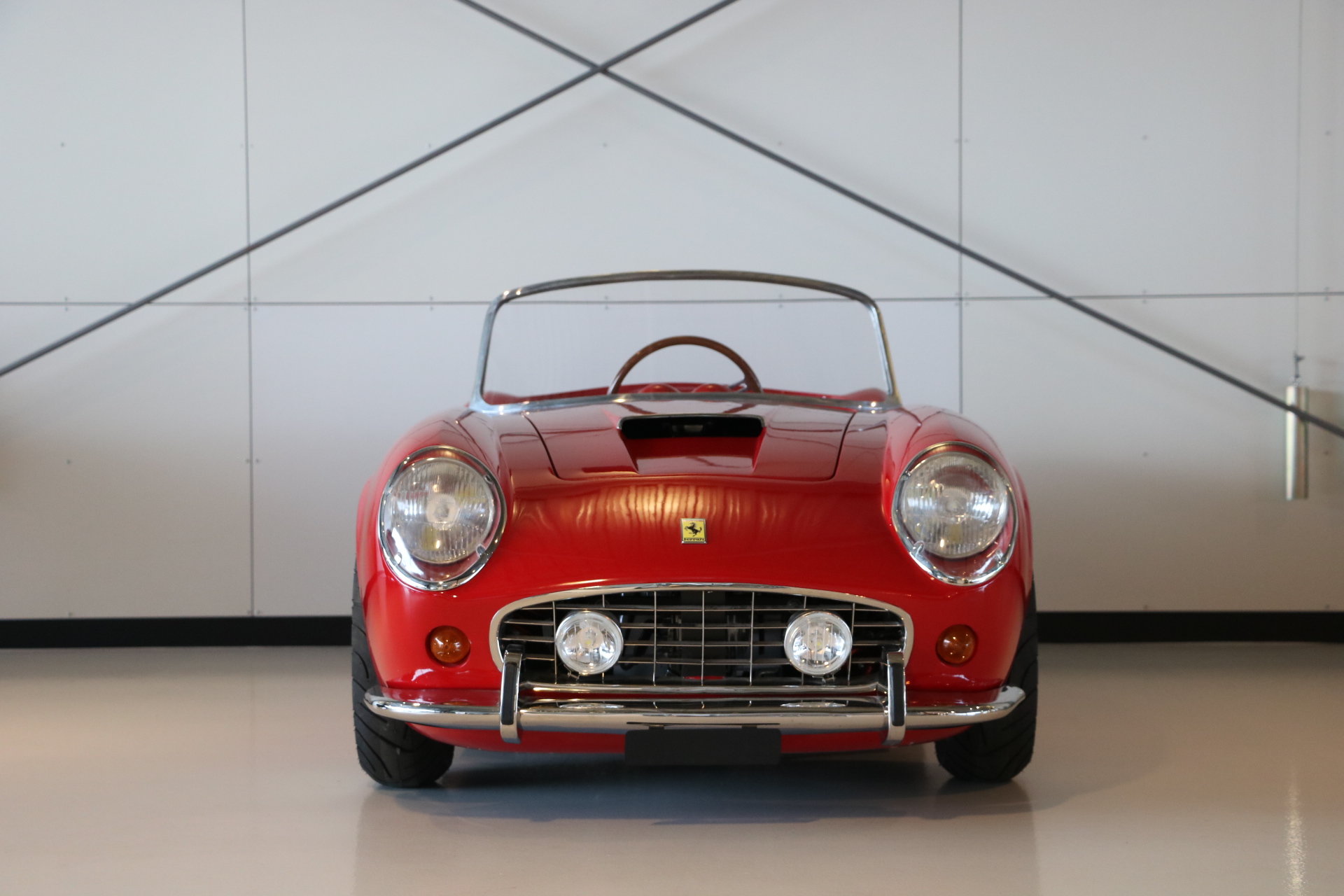 Real Art on Wheels | Ferrari California Spider Junior Car