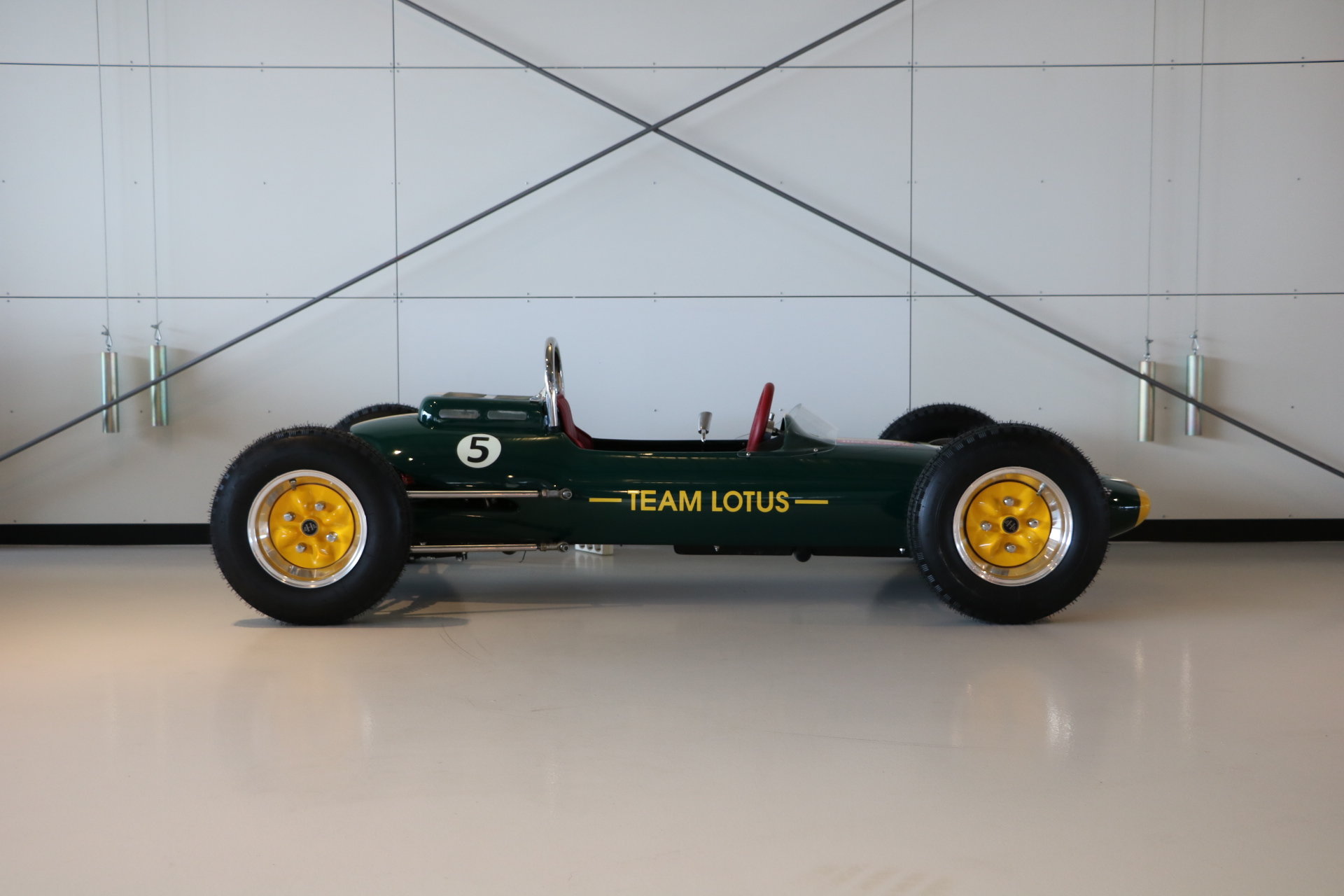Real Art on Wheels | Jim Clark Lotus Formula 1