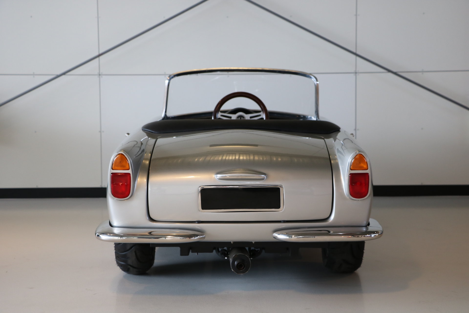 Real Art on Wheels | Aston Martin Junior Car