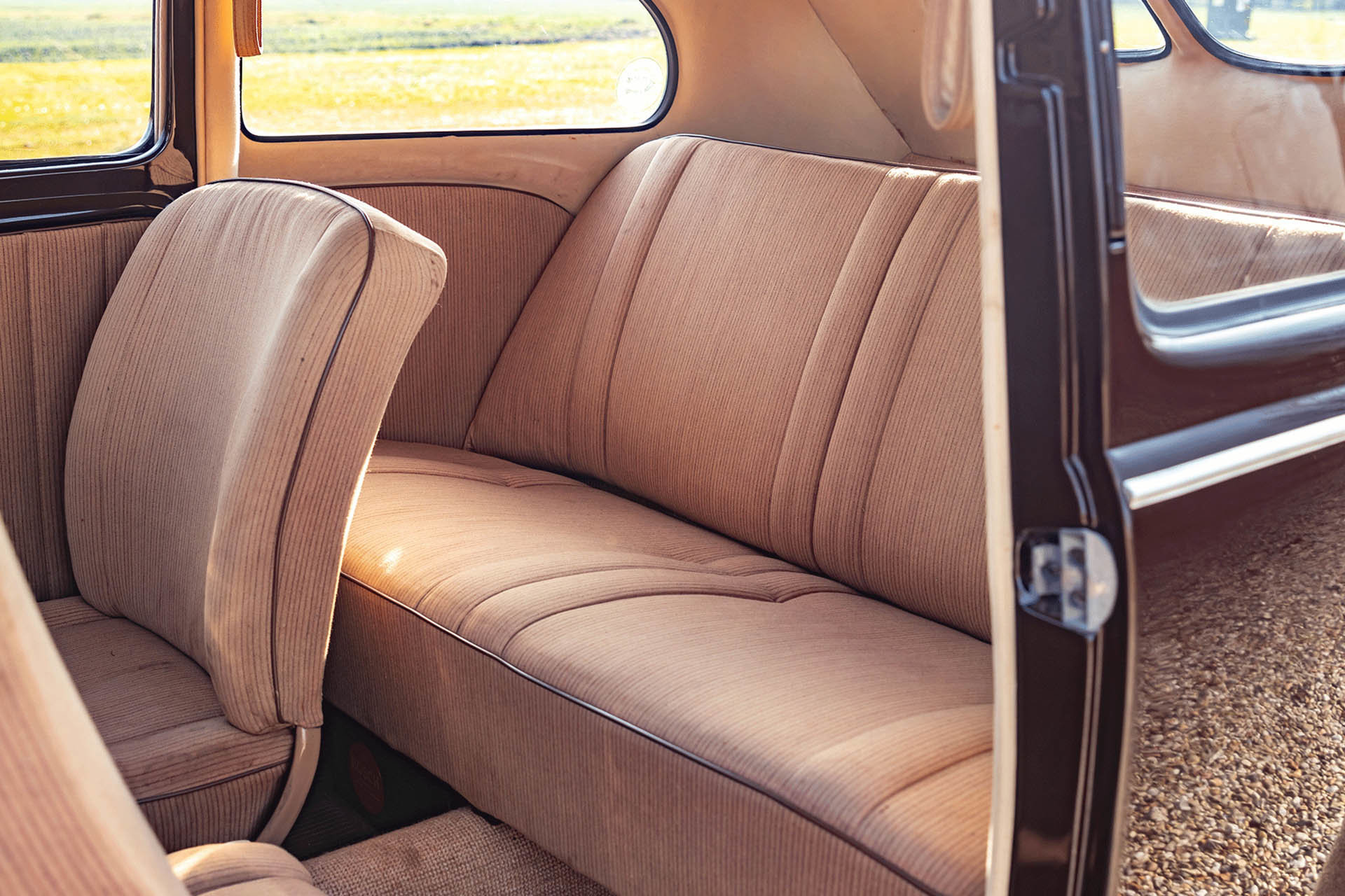 Real Art on Wheels | Volkswagen Beetle 1952