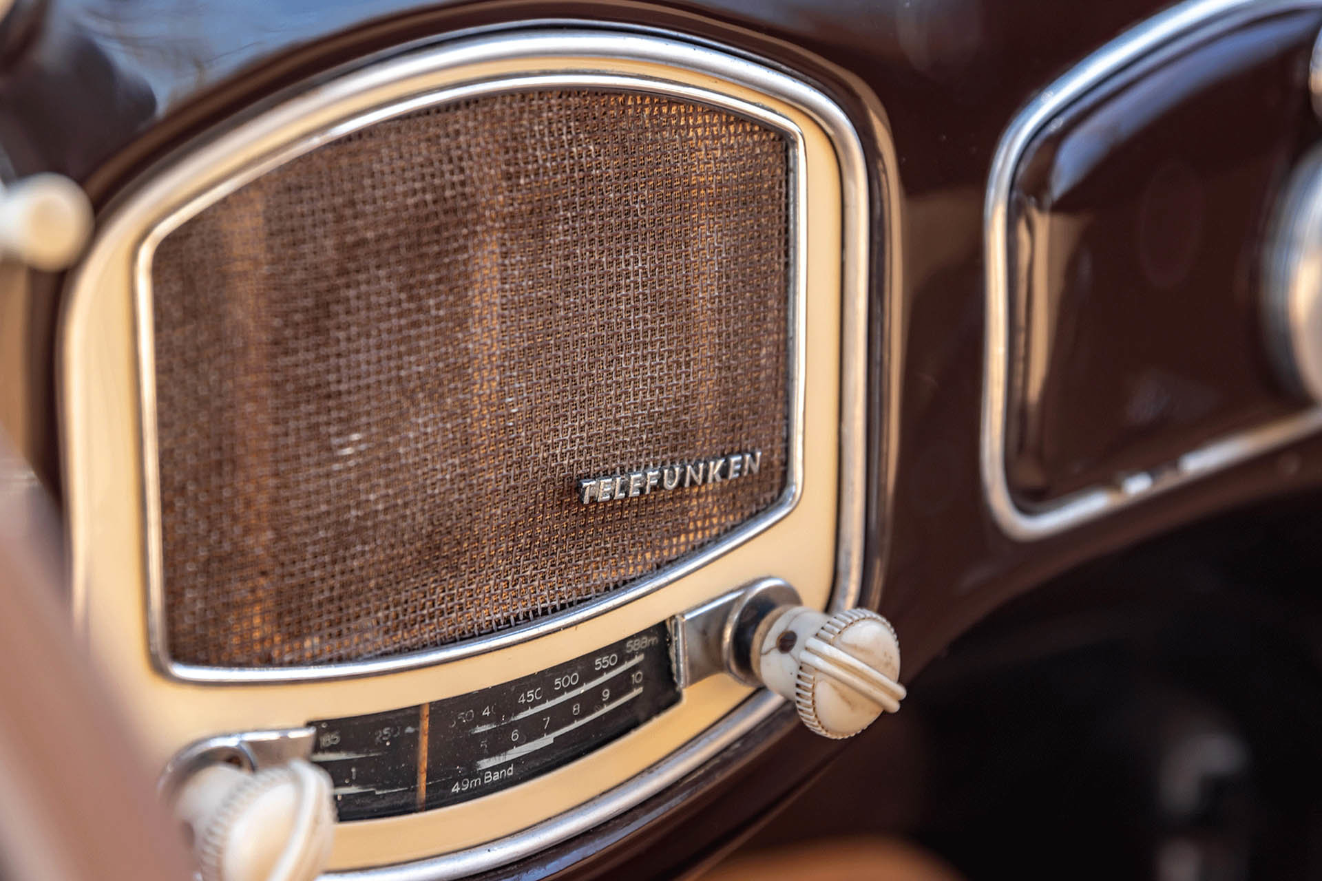 Real Art on Wheels | Volkswagen Beetle 1952