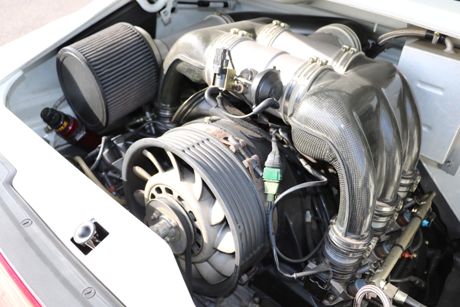 Real Art on Wheels | Porsche 993 Cup 3.8