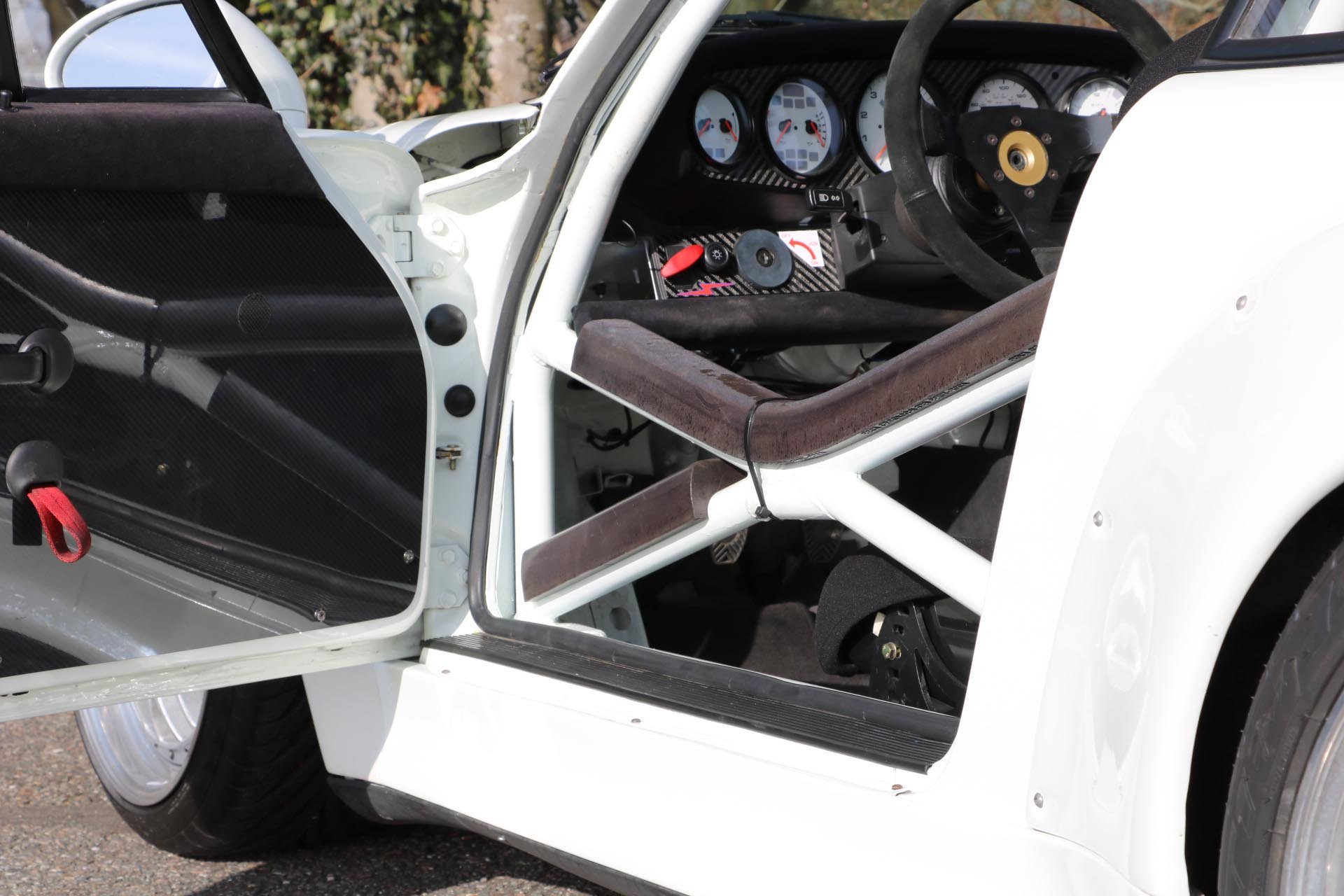 Real Art on Wheels | Porsche 993 Cup 3.8