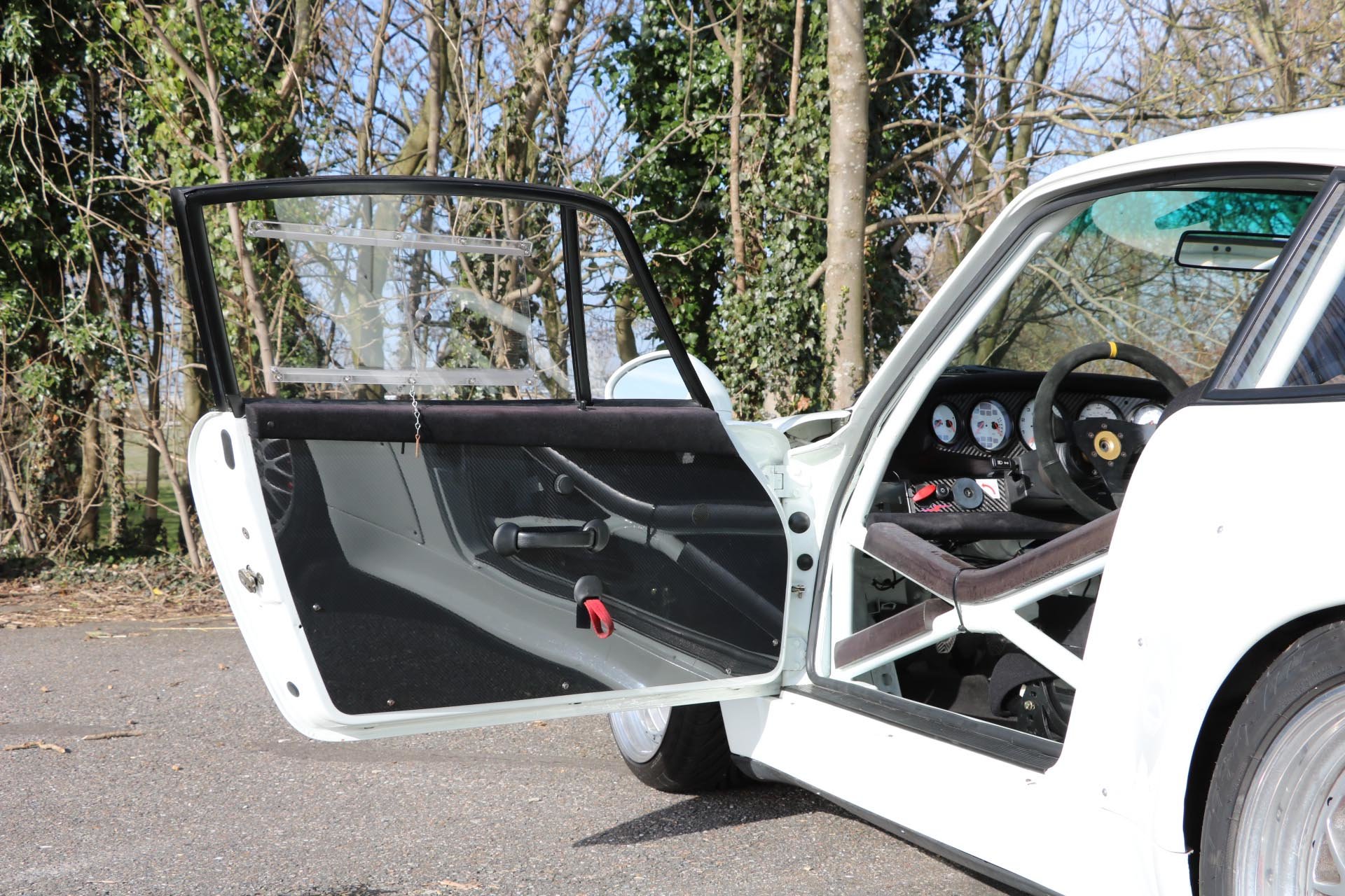 Real Art on Wheels | Porsche 993 Cup 3.8