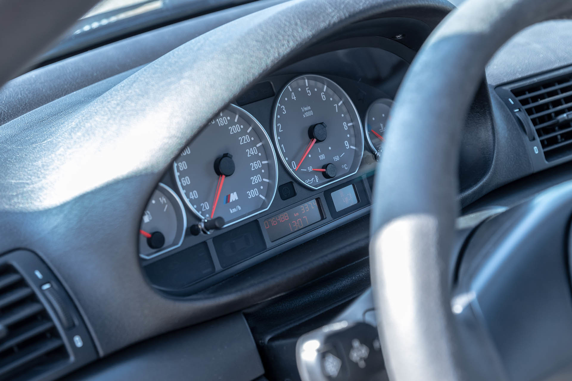 Real Art on Wheels | BMW M3 CSL