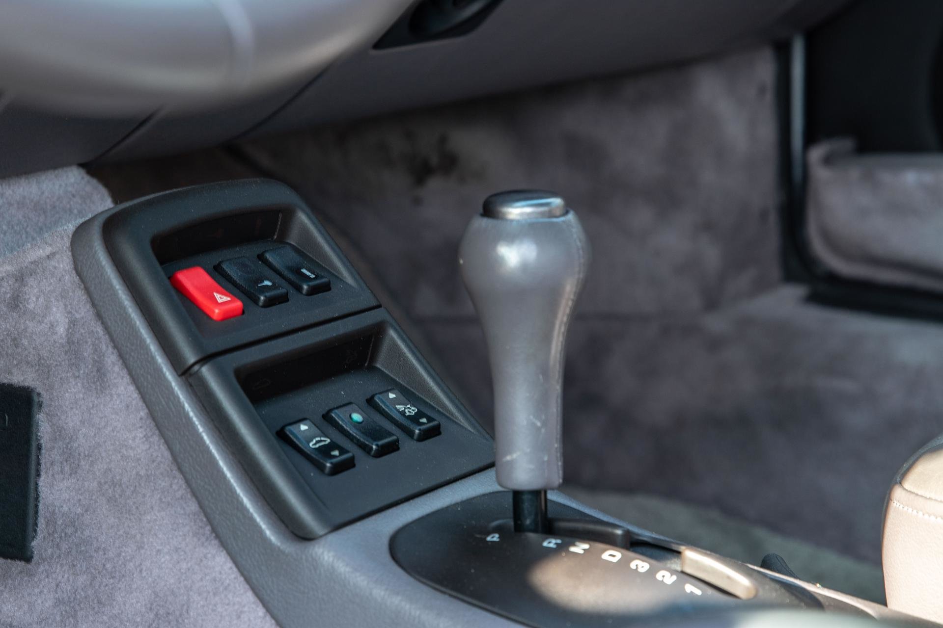 Real Art on Wheels | Porsche 993 Carrera 2S Arenarot