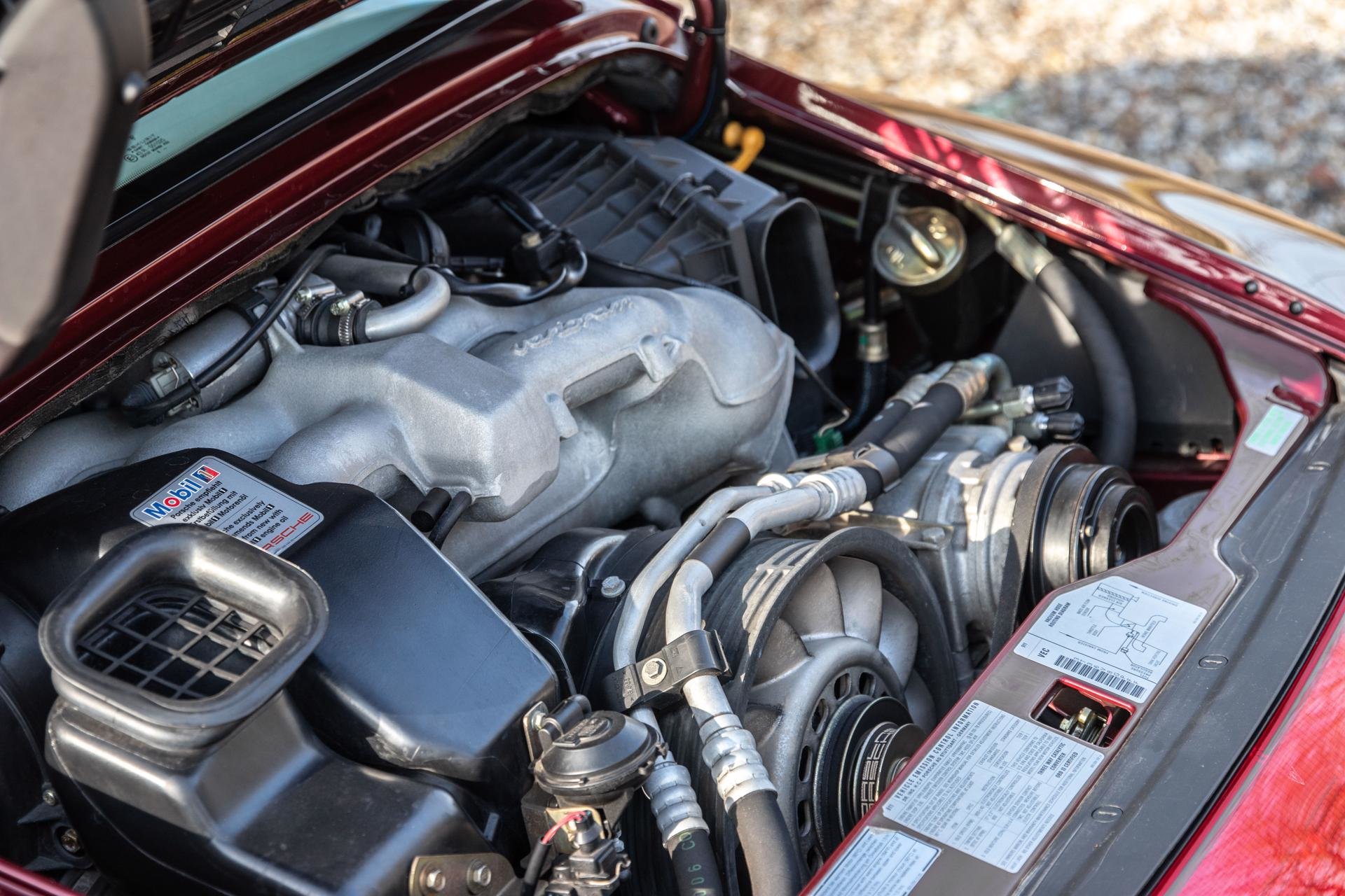 Real Art on Wheels | Porsche 993 Carrera 2S Arenarot