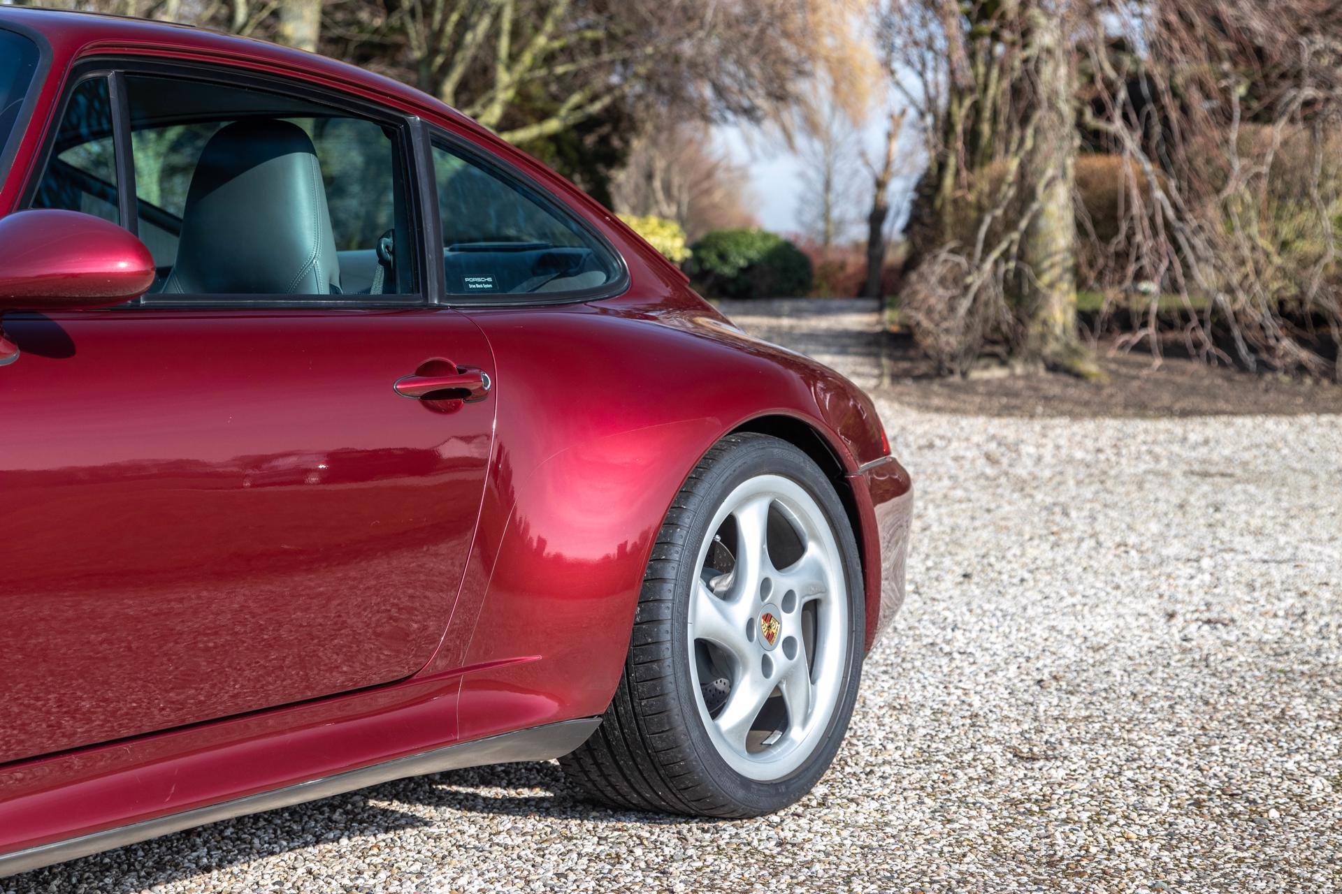 Real Art on Wheels | Porsche 993 Carrera 2S Arenarot