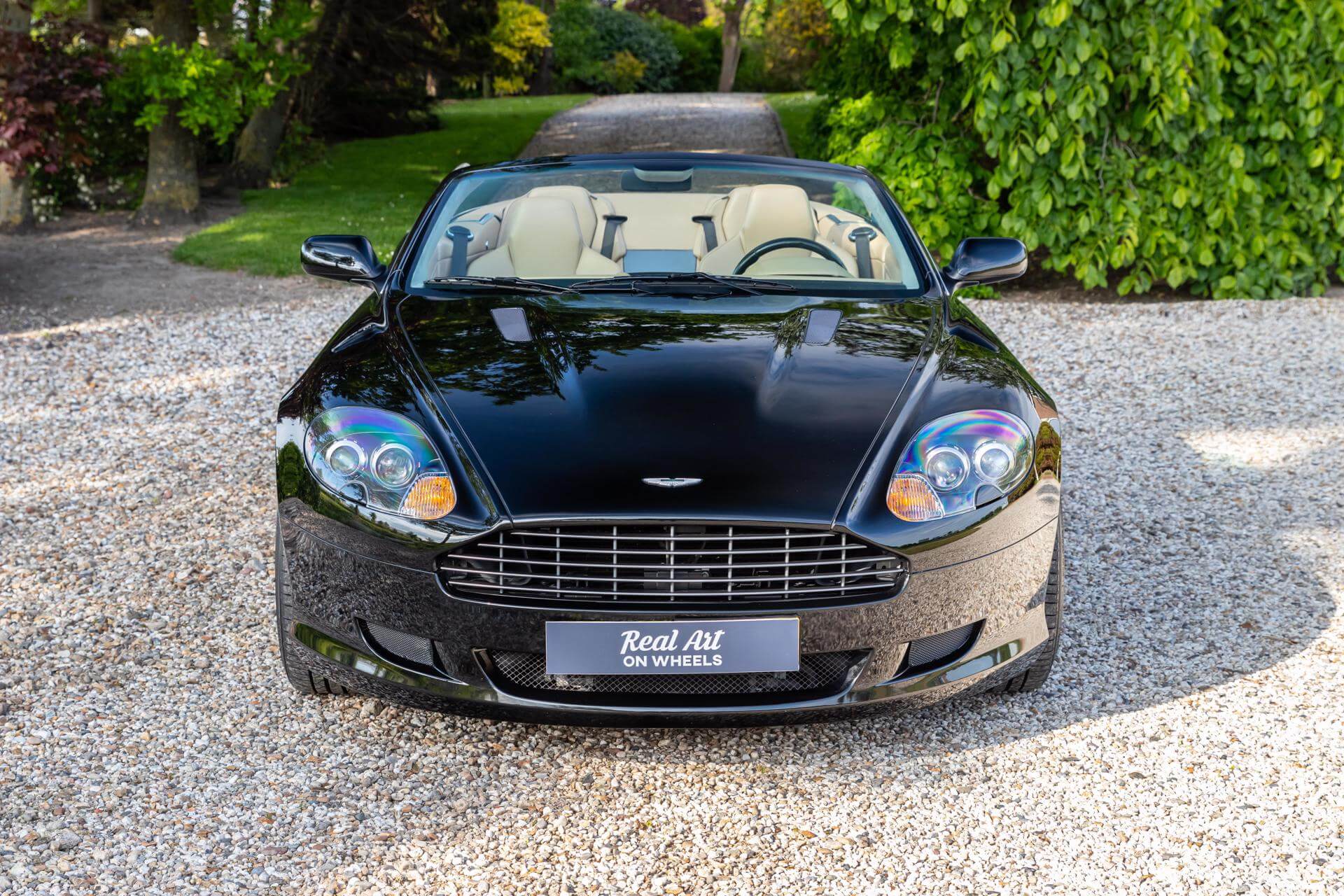Aston Martin DB9 Volante
