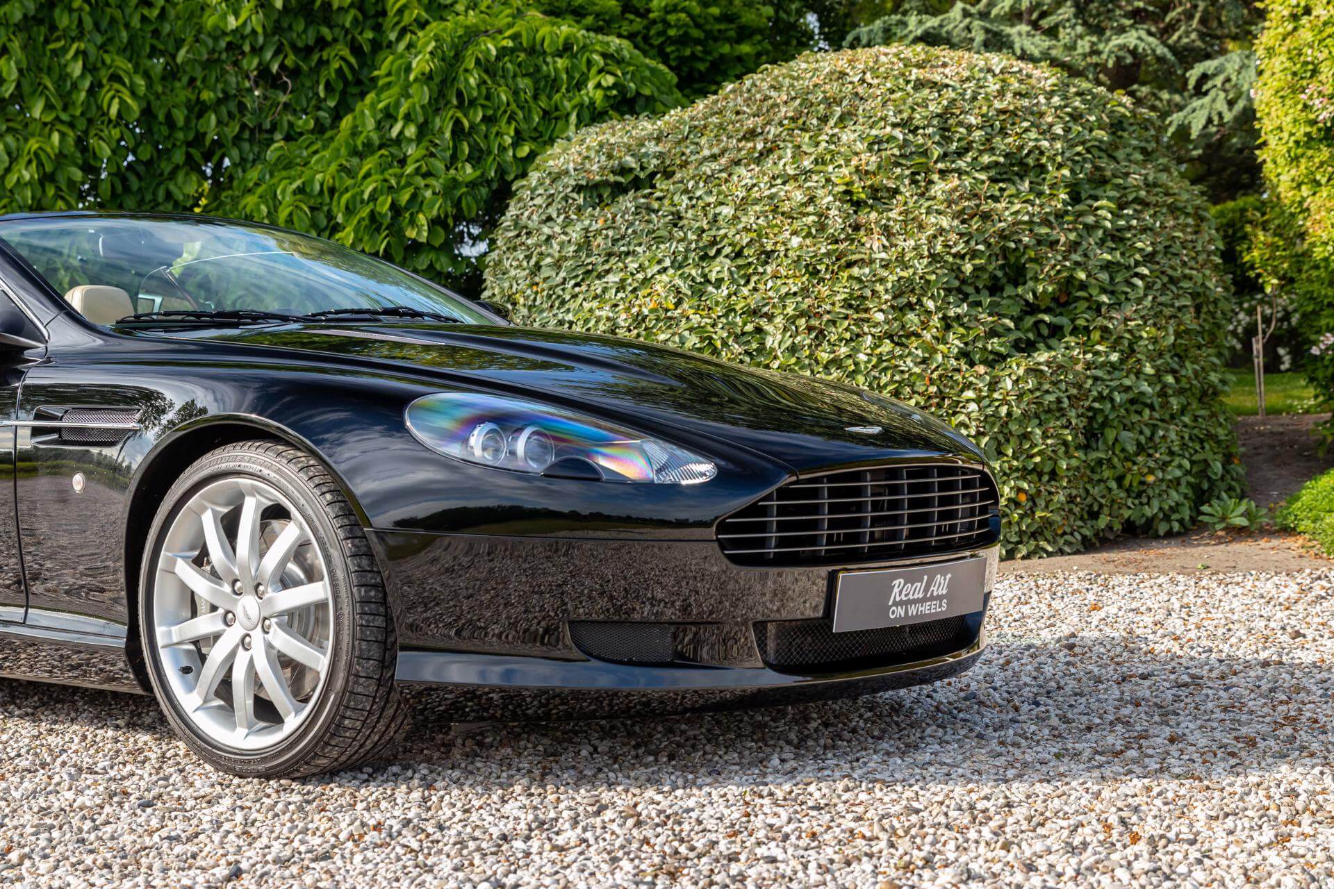 Aston Martin DB9 Volante