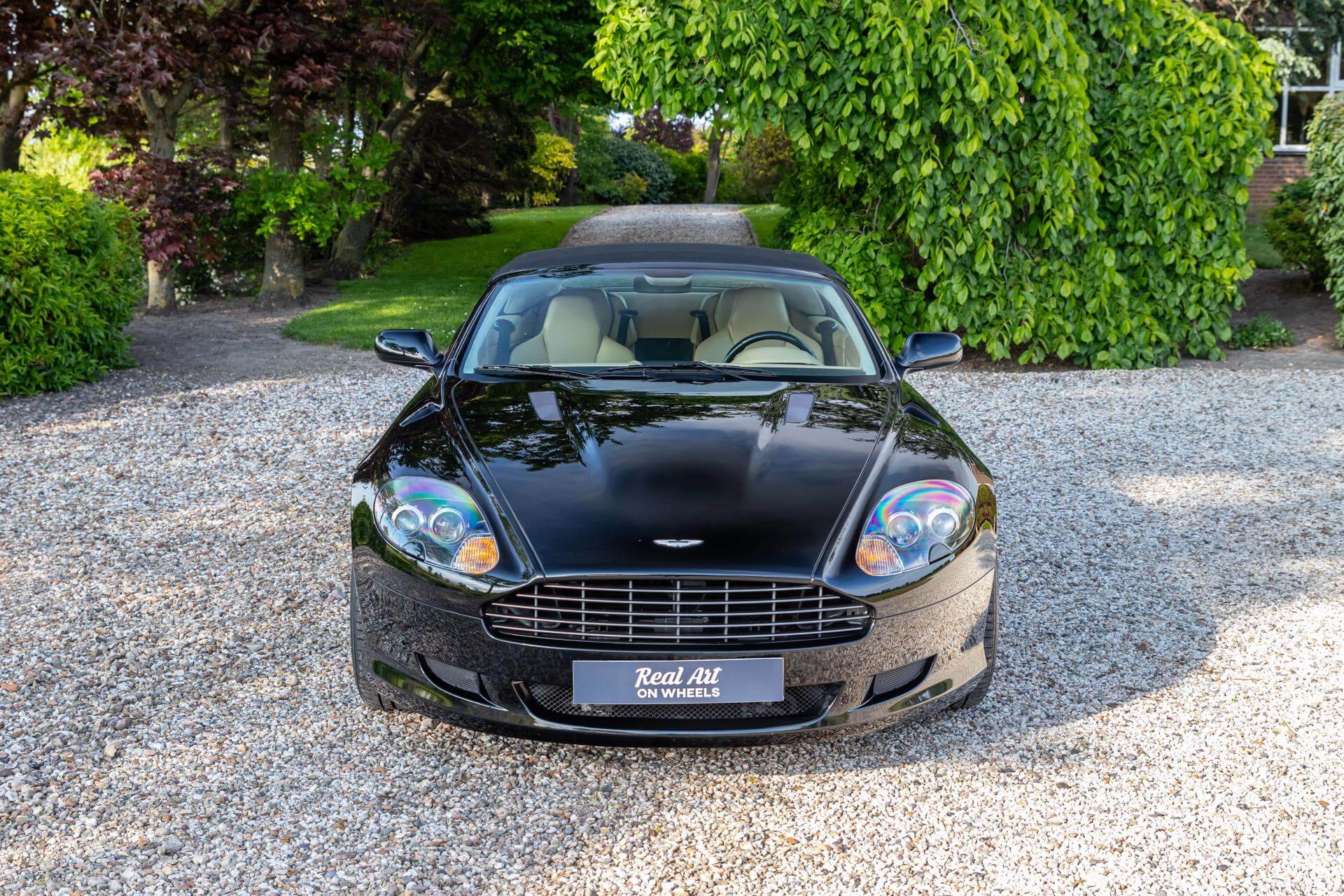 Aston Martin DB9 Volante