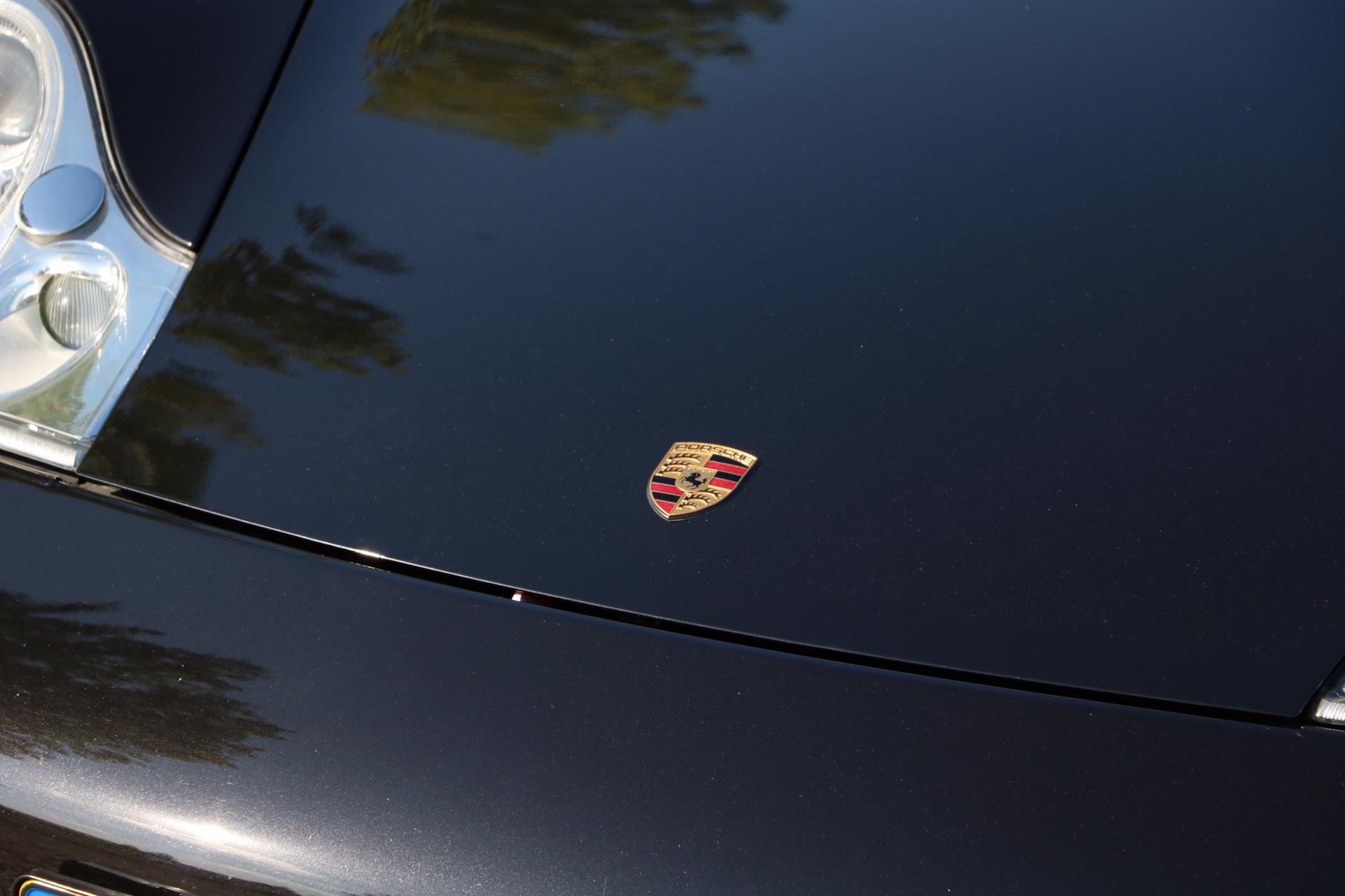 Real Art on Wheels | Porsche 996 Turbo