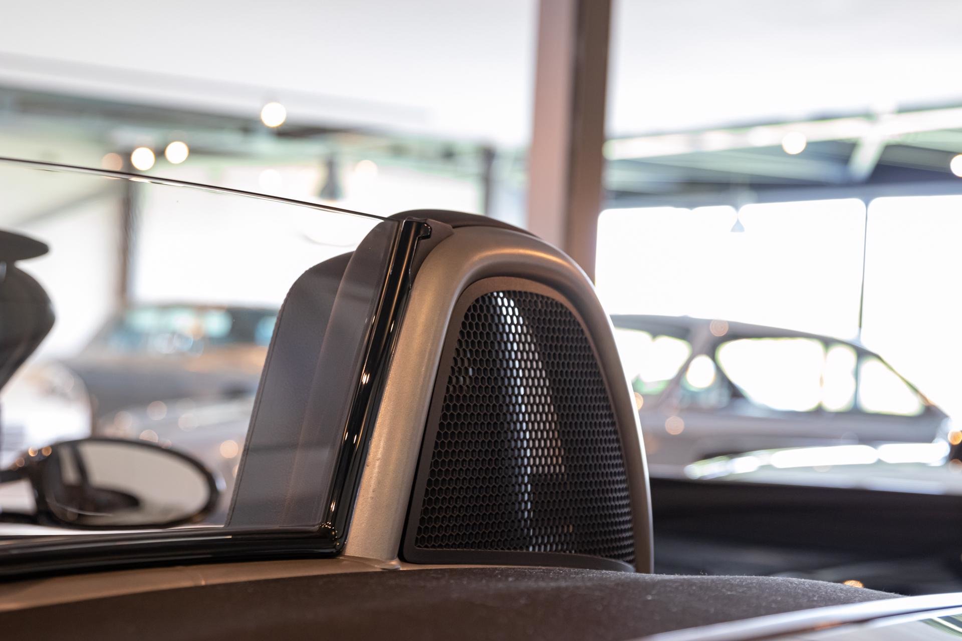 Real Art on Wheels | Porsche Boxster