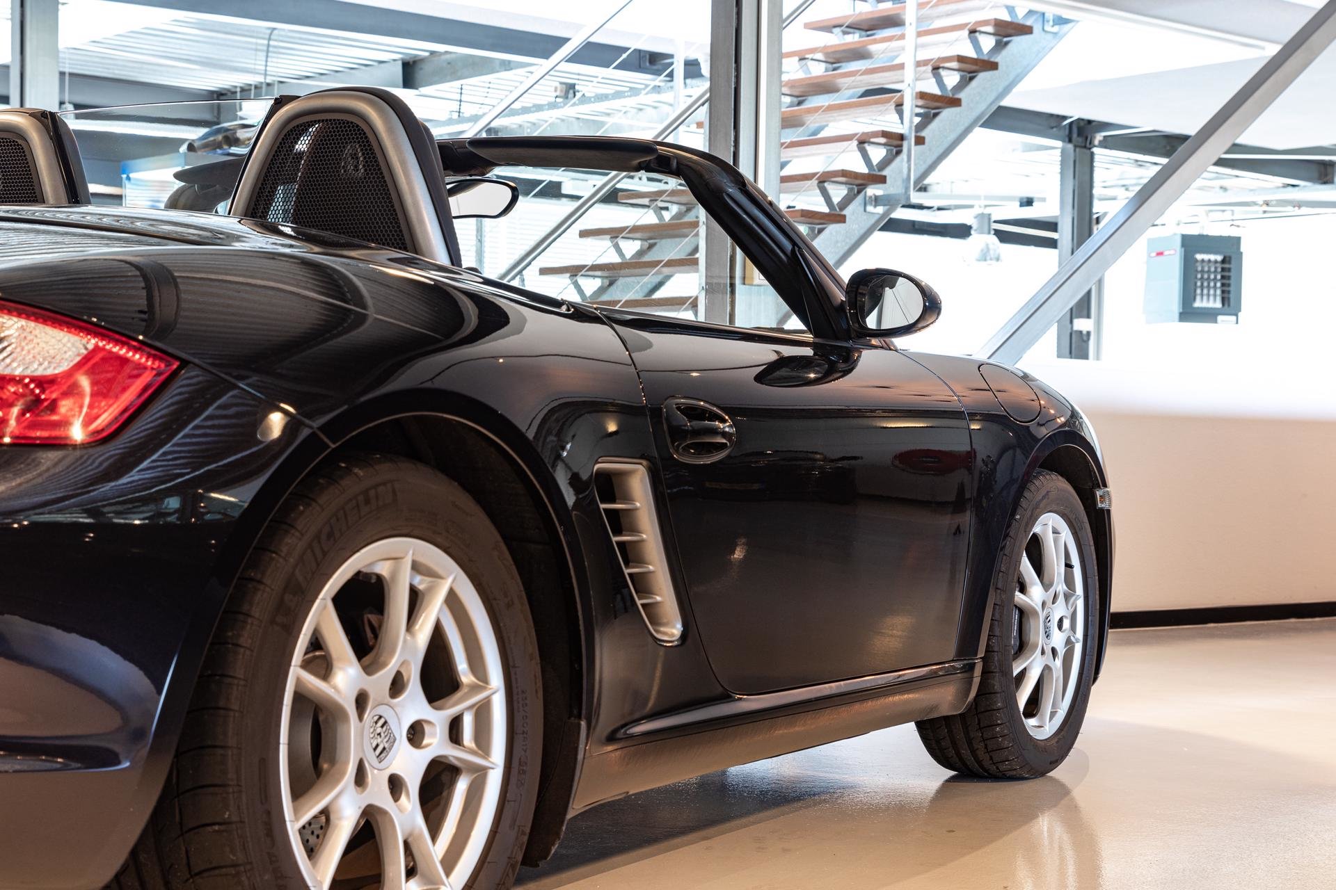 Real Art on Wheels | Porsche Boxster