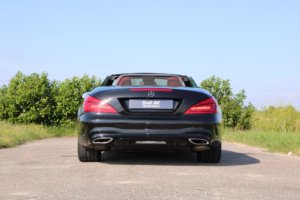 Real Art on Wheels | Mercedes-Benz SL 400