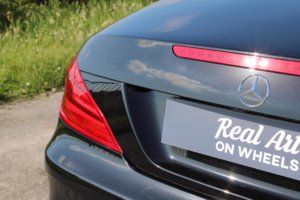 Real Art on Wheels | Mercedes-Benz SL 400