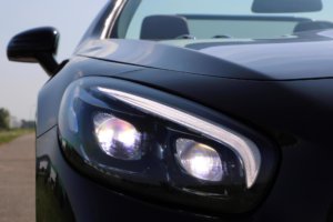 Real Art on Wheels | Mercedes-Benz SL 400