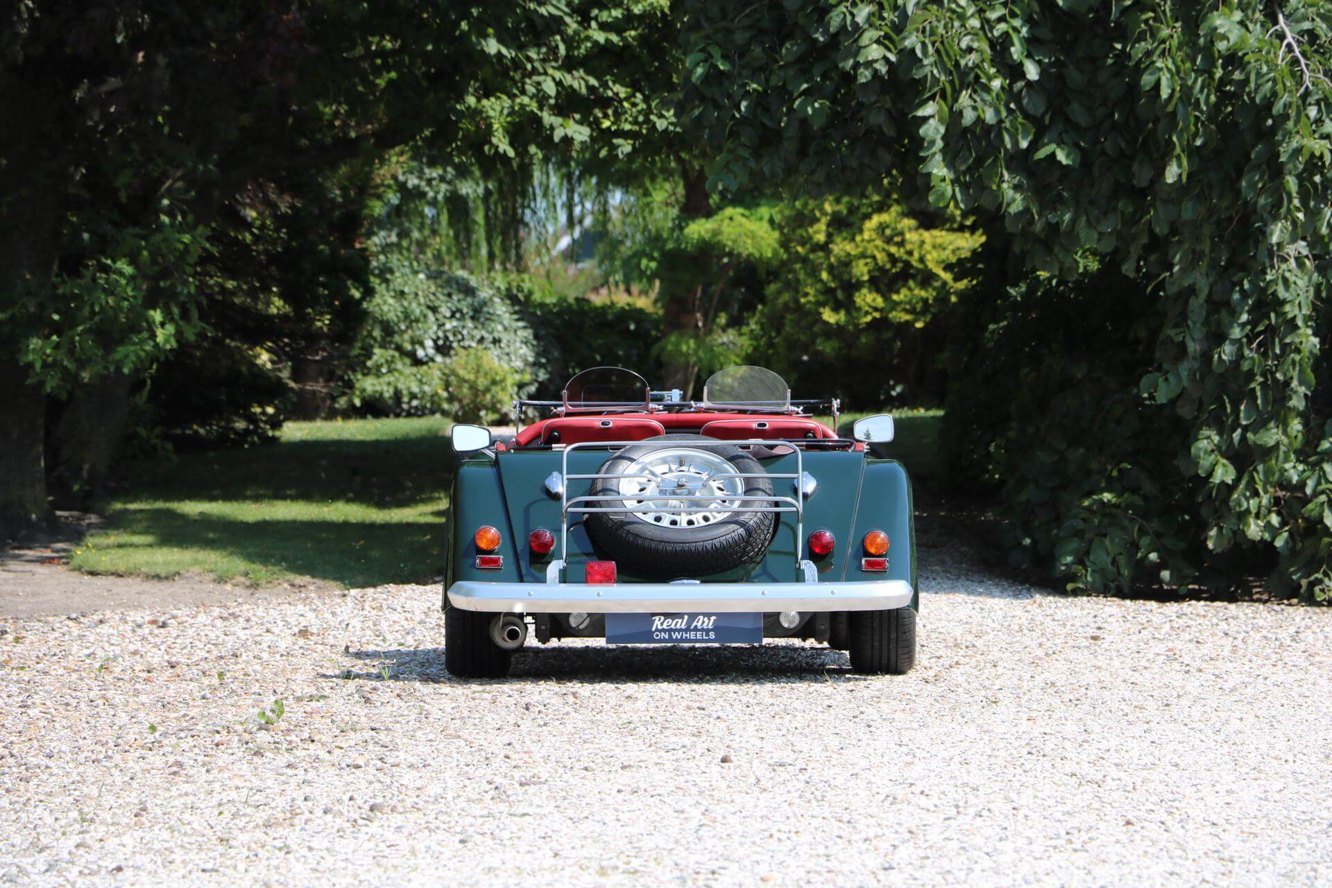 Real Art on Wheels | Morgan Plus 8