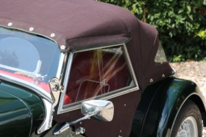 Real Art on Wheels | Morgan Plus 8