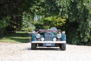 Real Art on Wheels | Morgan Plus 8