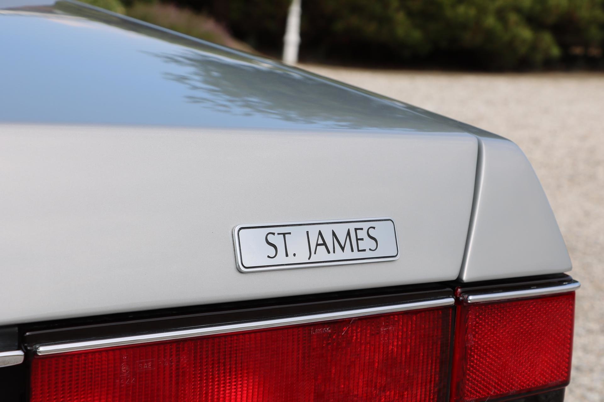 Real Art on Wheels | Rolls-Royce Silver Spur by Hooper