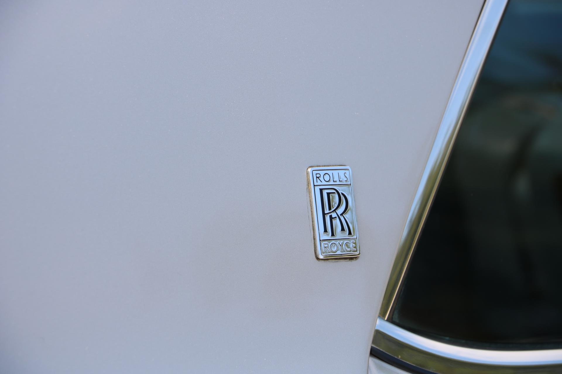 Real Art on Wheels | Rolls-Royce Silver Spur by Hooper