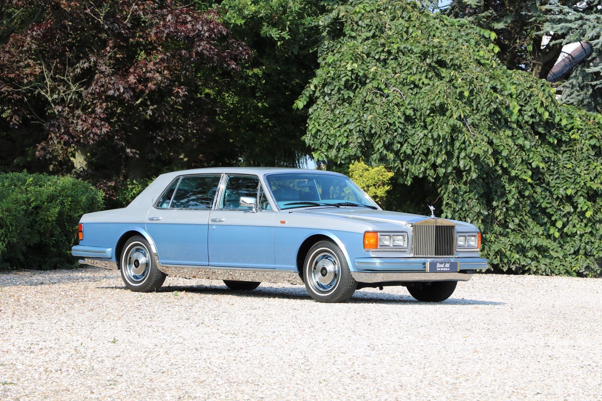 Real Art on Wheels | Rolls-Royce Silver Spur by Hooper