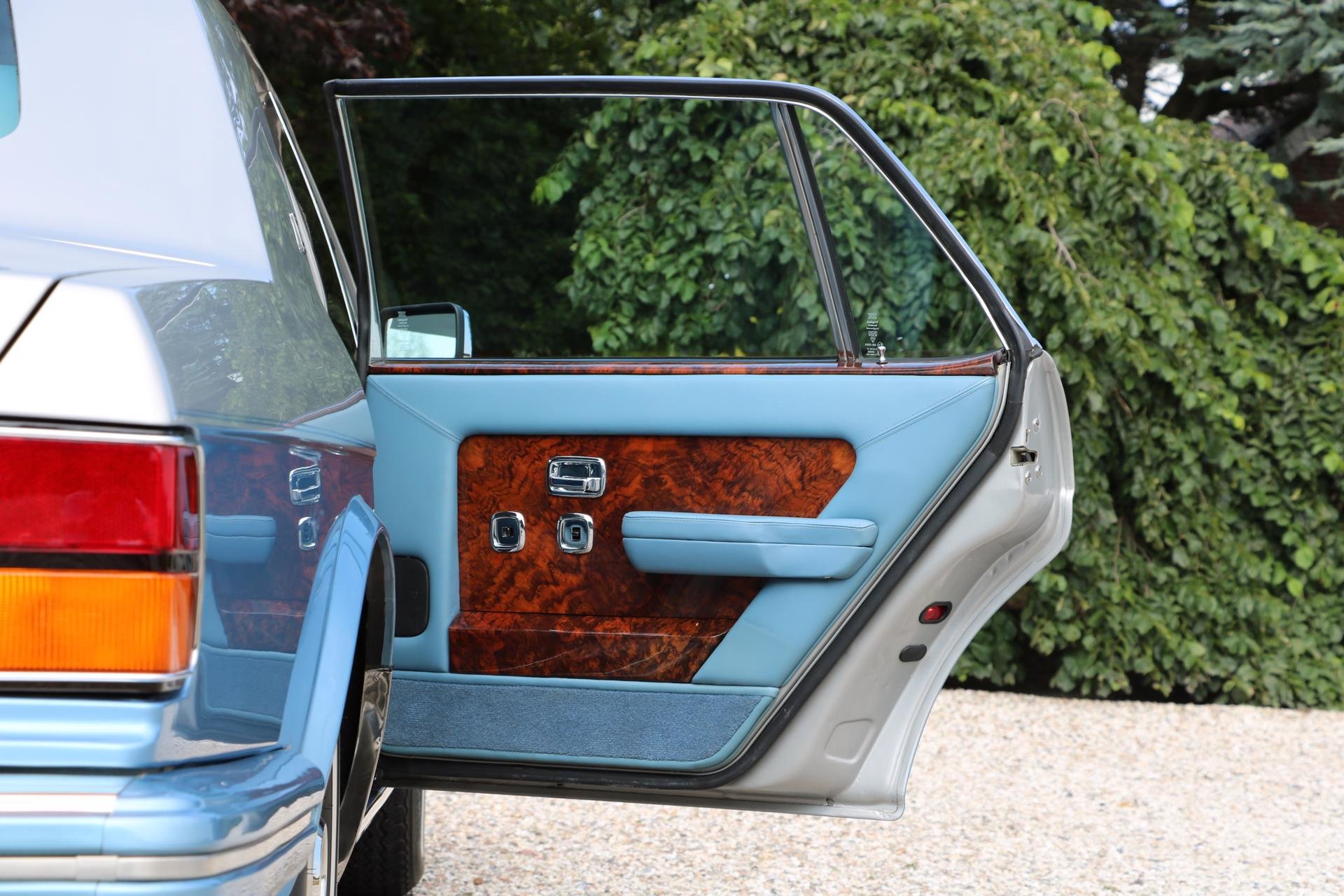 Real Art on Wheels | Rolls-Royce Silver Spur by Hooper