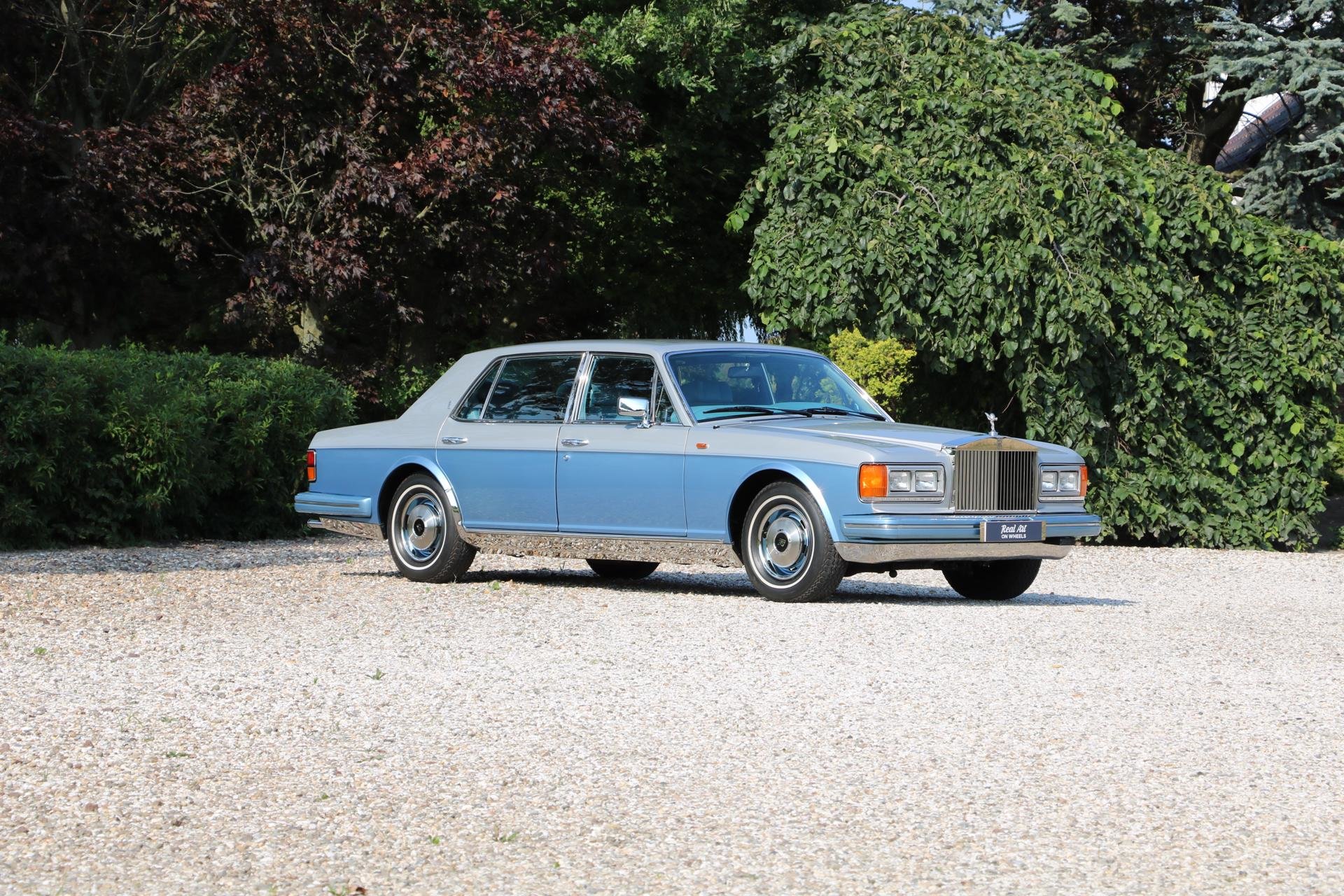 Real Art on Wheels | Rolls-Royce Silver Spur by Hooper