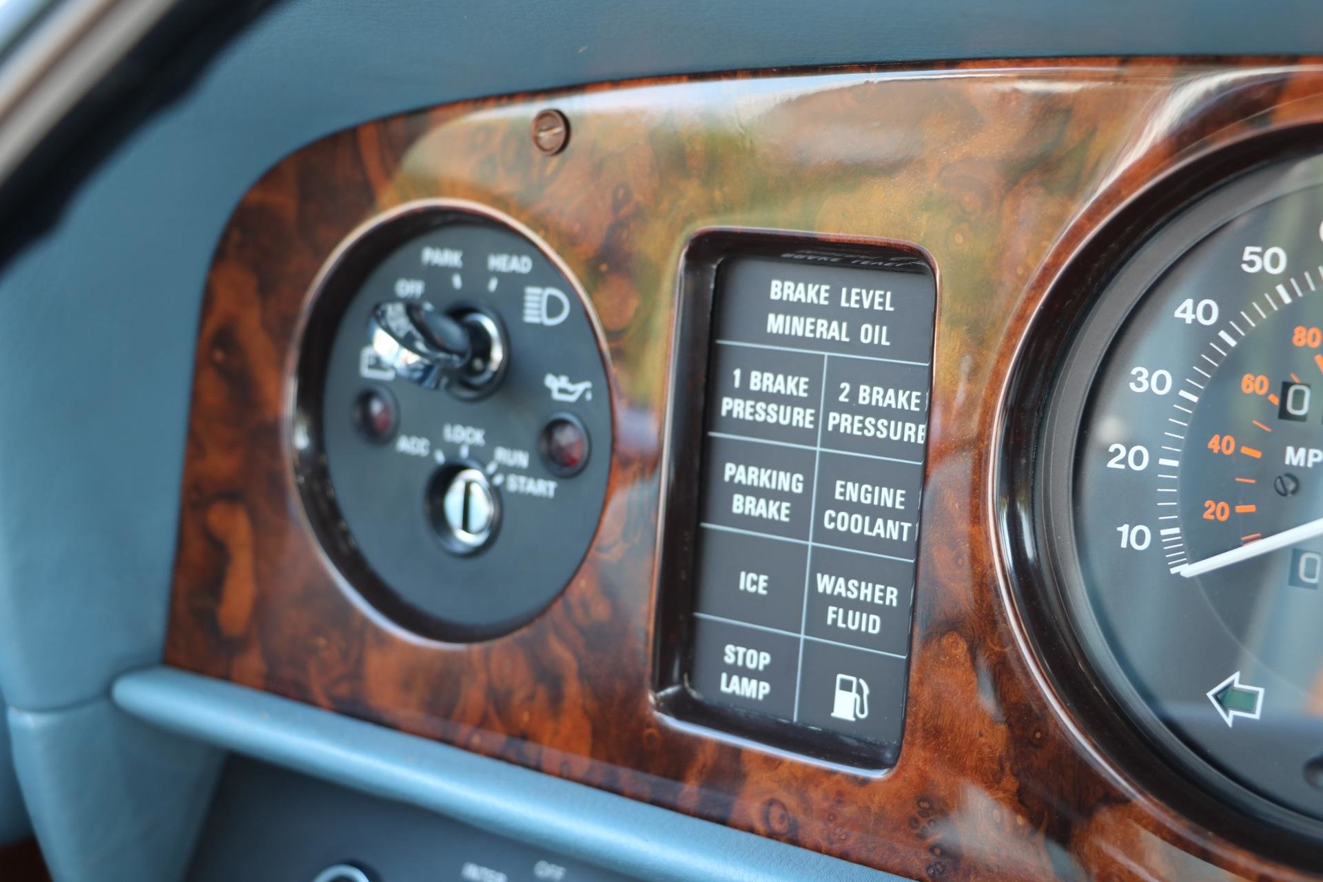 Real Art on Wheels | Rolls-Royce Silver Spur by Hooper