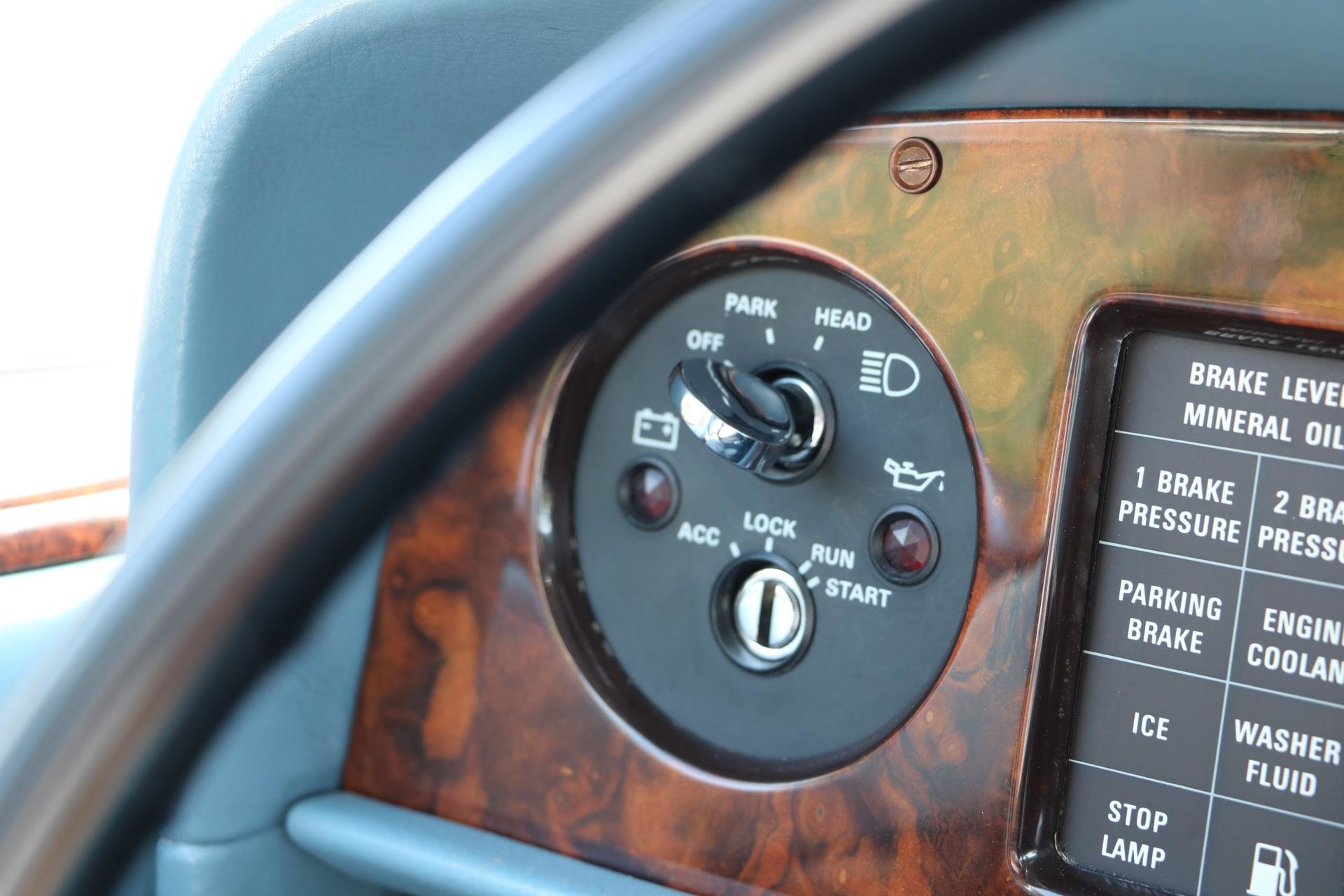 Real Art on Wheels | Rolls-Royce Silver Spur by Hooper