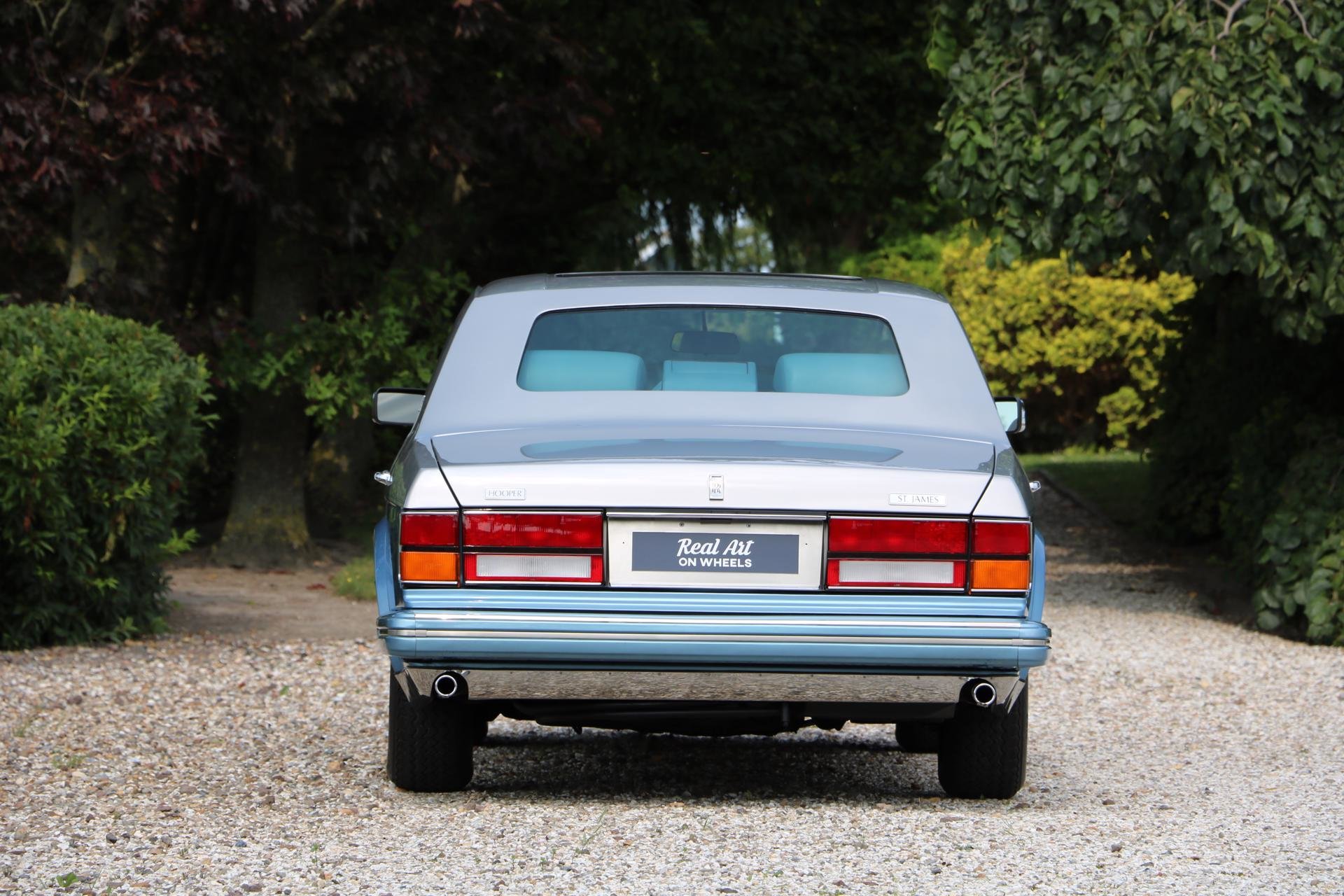 Real Art on Wheels | Rolls-Royce Silver Spur by Hooper