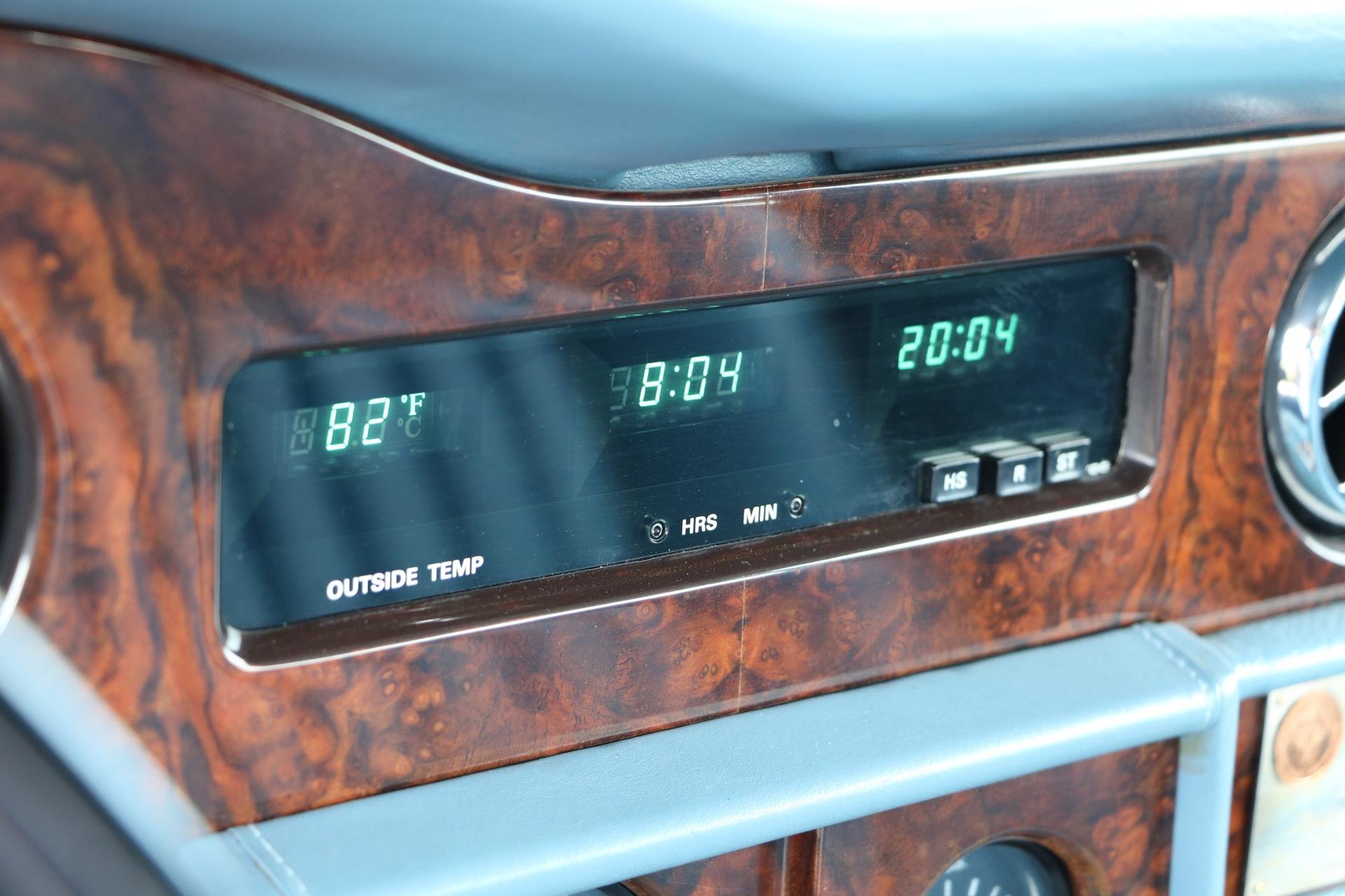 Real Art on Wheels | Rolls-Royce Silver Spur by Hooper