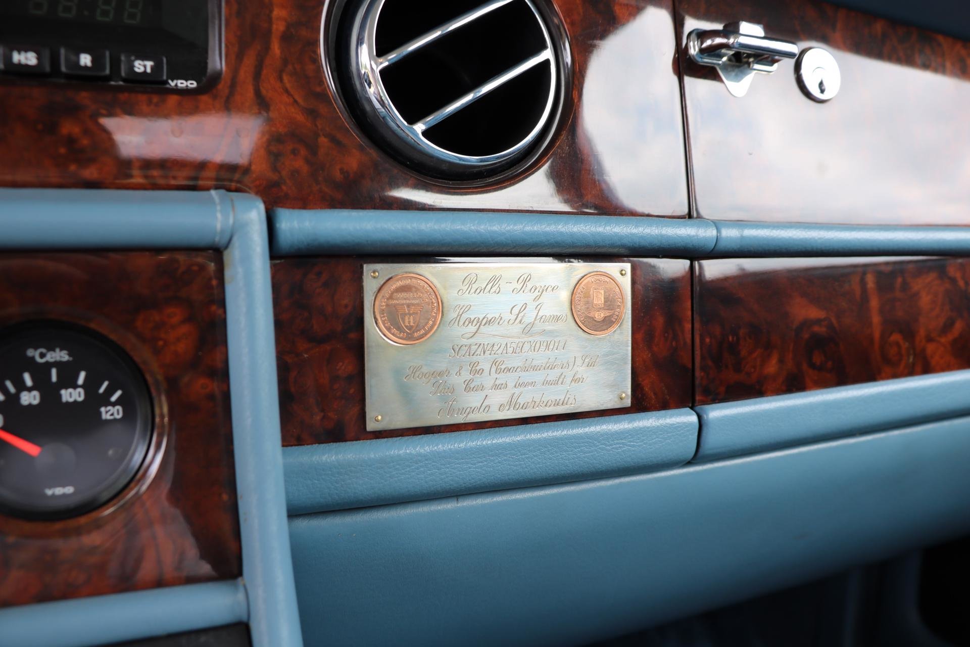 Real Art on Wheels | Rolls-Royce Silver Spur by Hooper