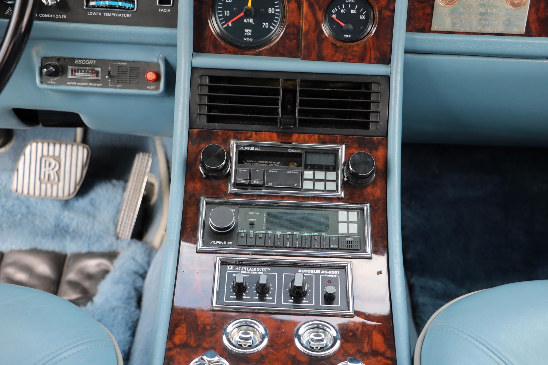 Real Art on Wheels | Rolls-Royce Silver Spur by Hooper