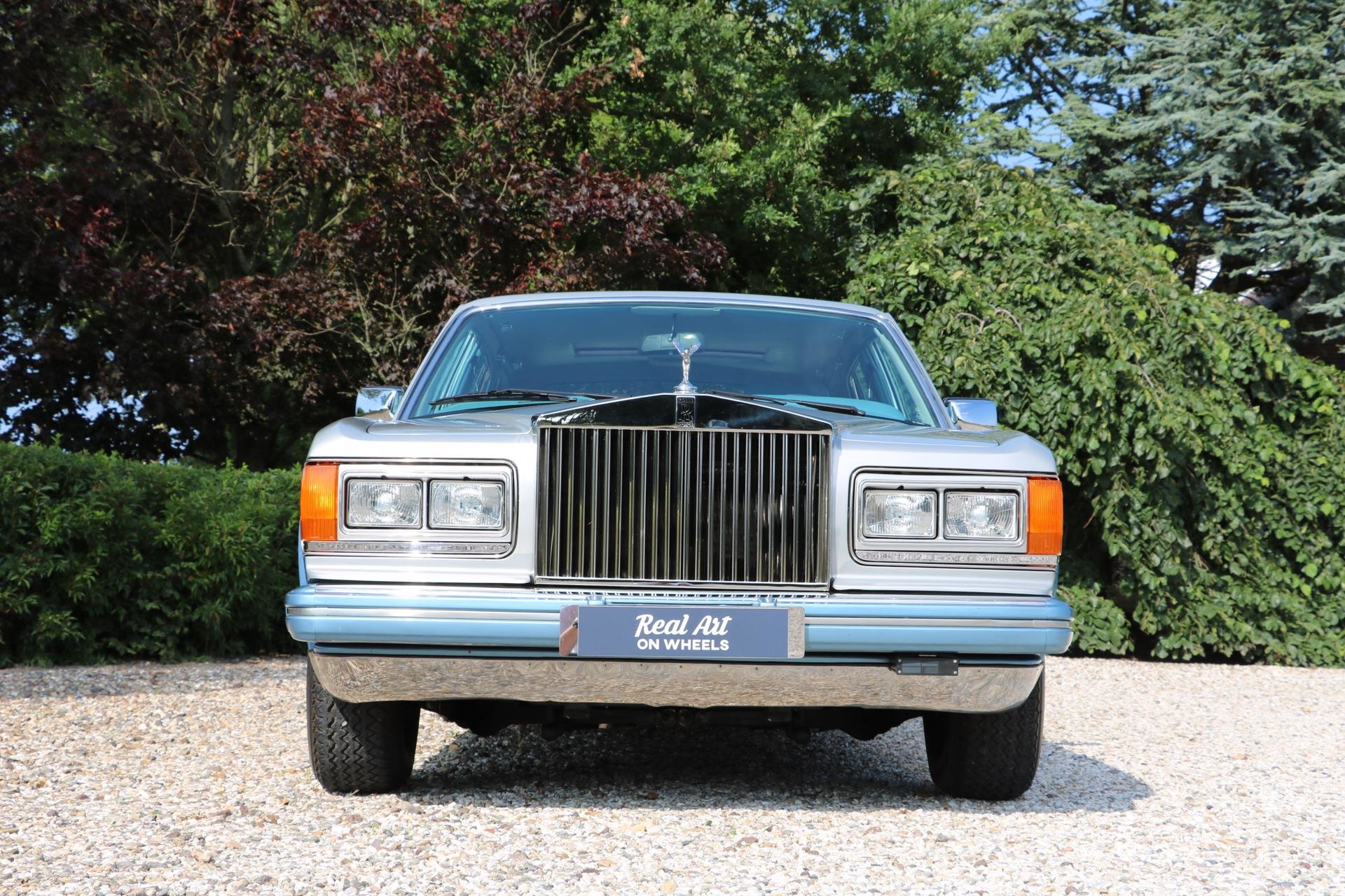 Real Art on Wheels | Rolls-Royce Silver Spur by Hooper