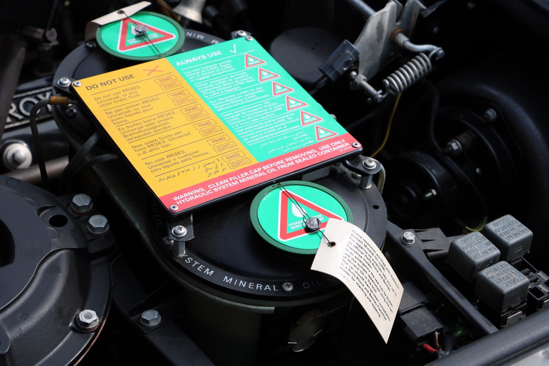 Real Art on Wheels | Rolls-Royce Silver Spur by Hooper