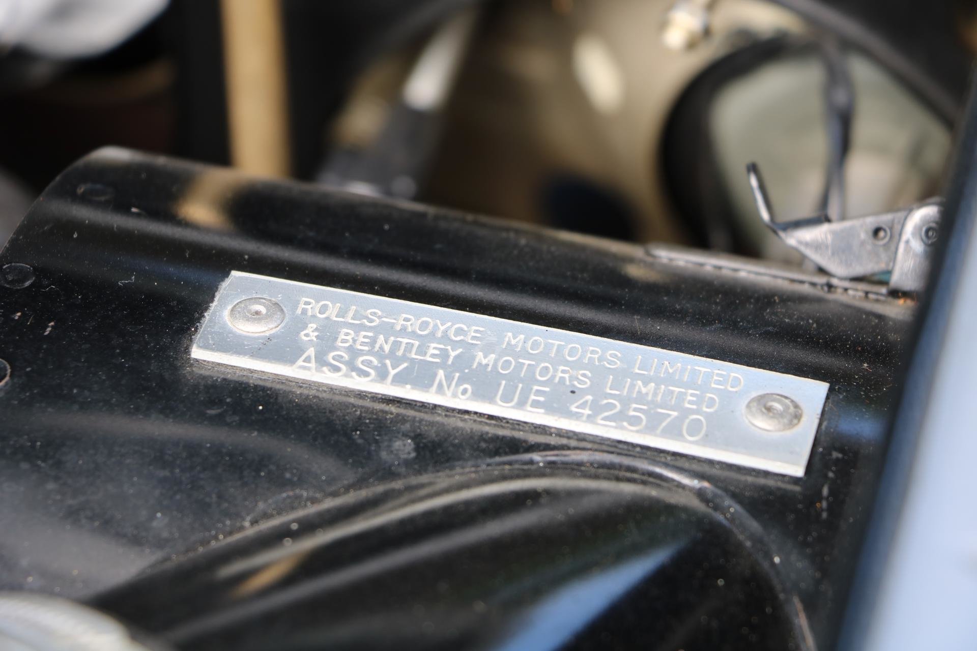 Real Art on Wheels | Rolls-Royce Silver Spur by Hooper