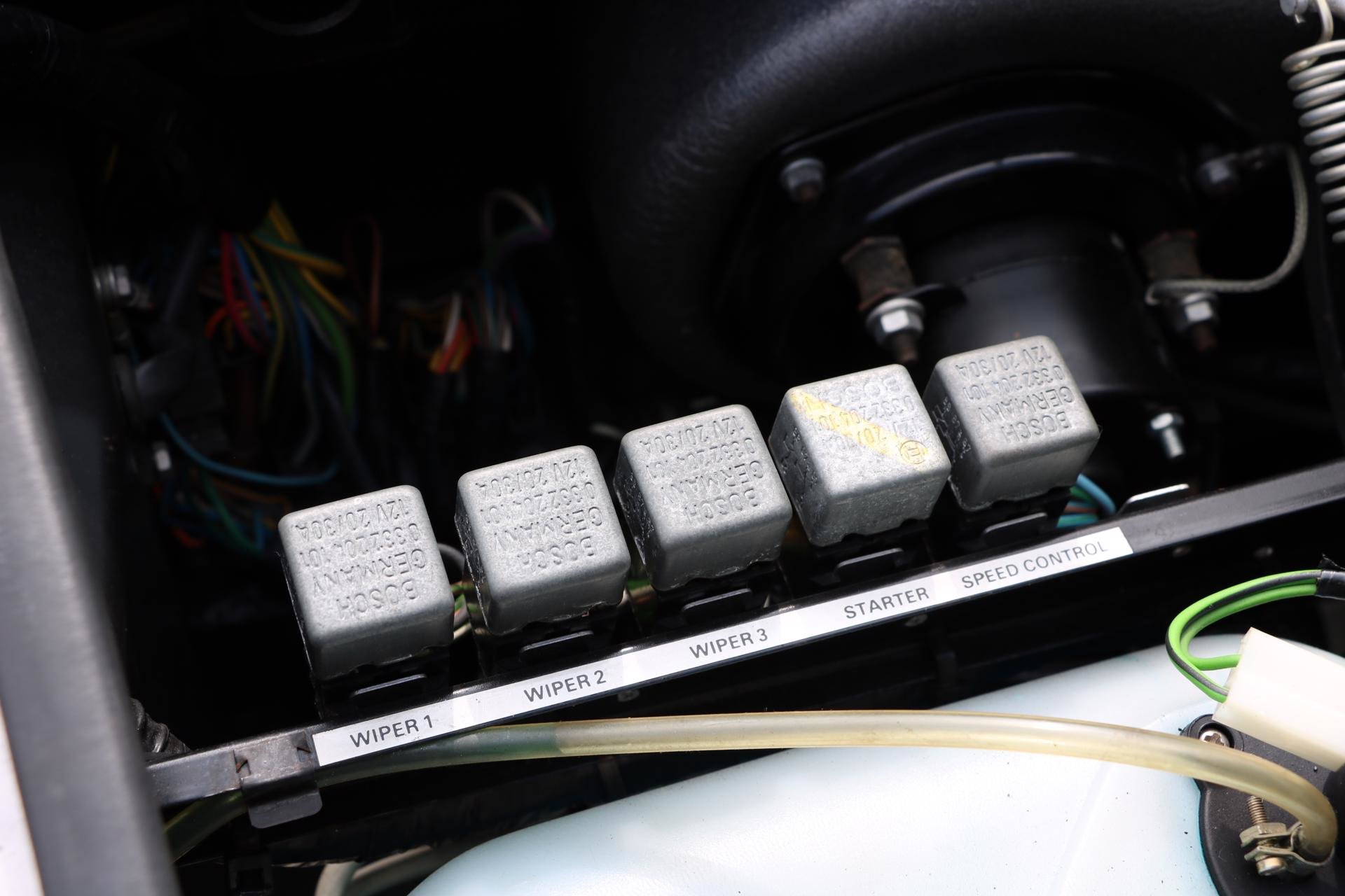 Real Art on Wheels | Rolls-Royce Silver Spur by Hooper